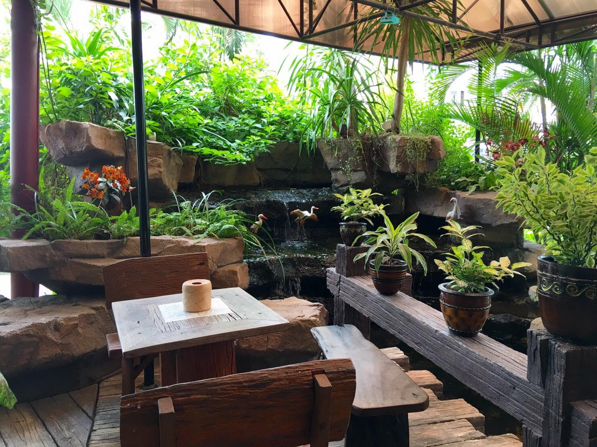 Rayong Lanna Hotel