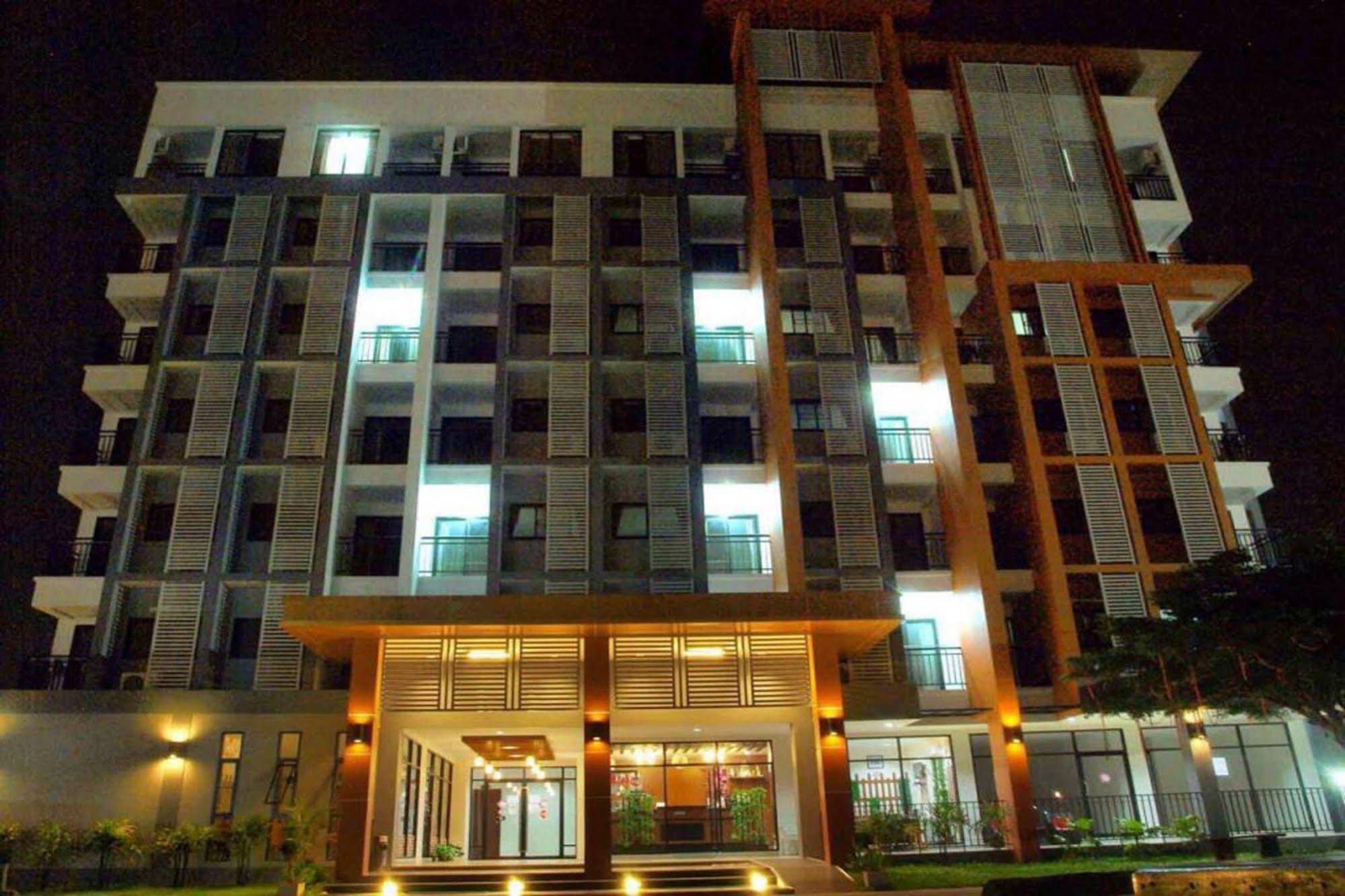 Sakura Boutique Hotel and Resident