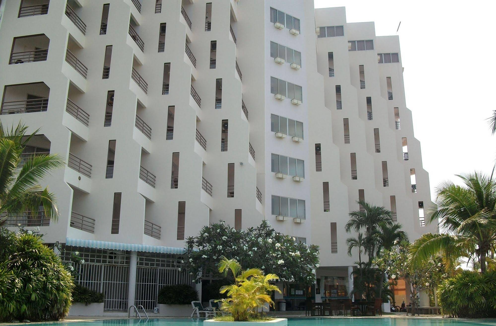 Sea Sand Sun Resort Rayong