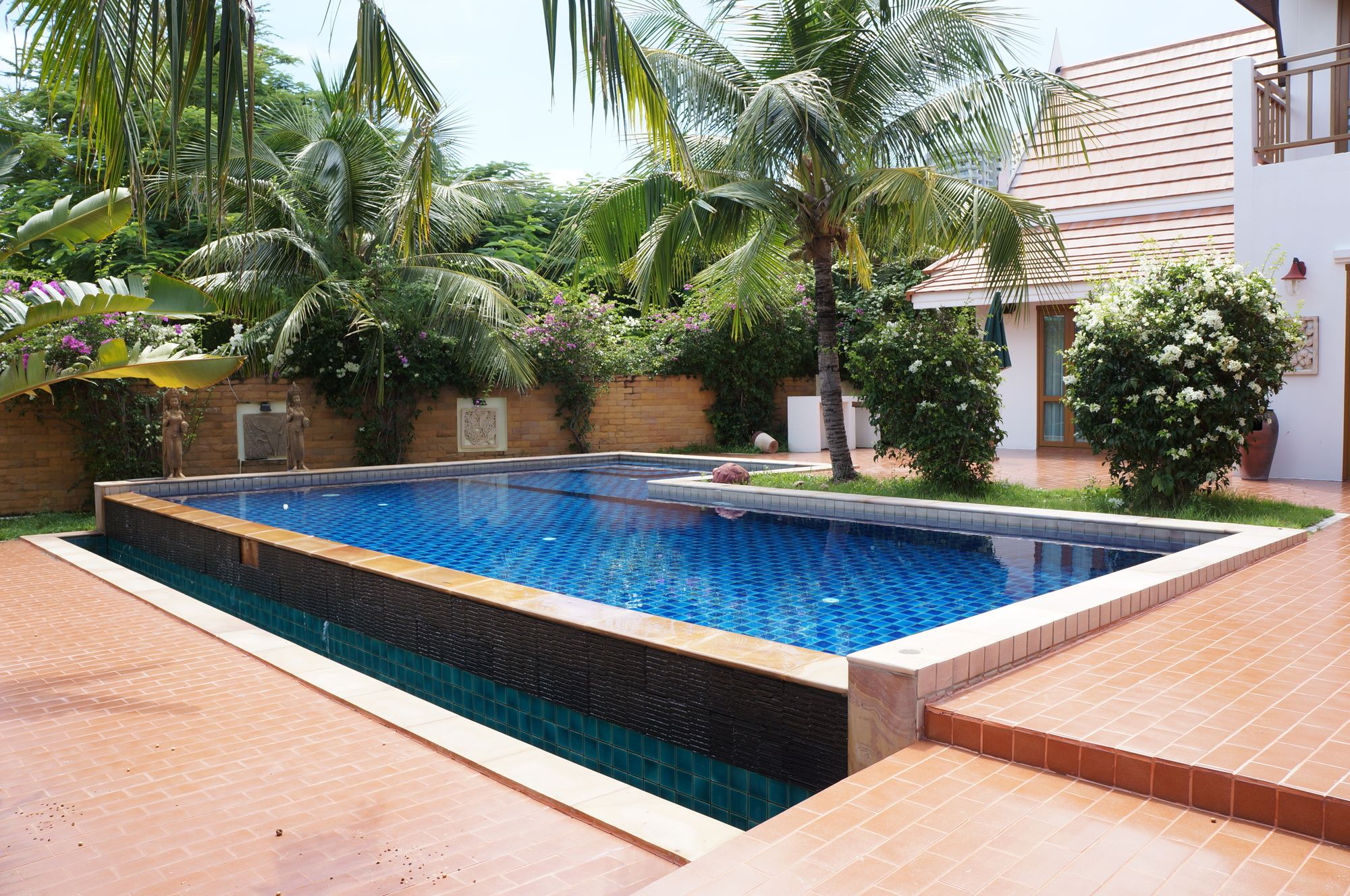 VIP Chain Resort - Thai Pool Villa