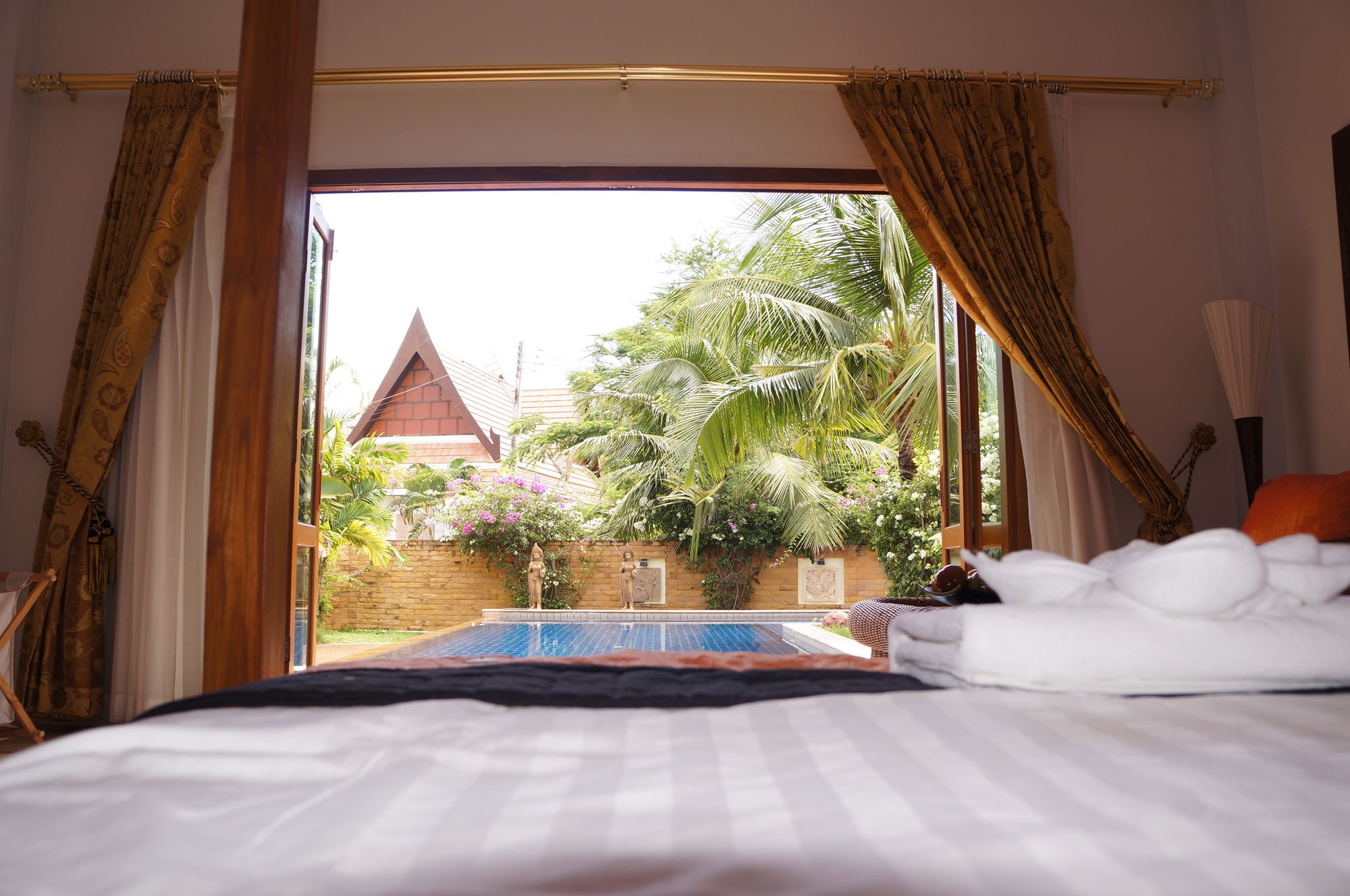 VIP Chain Resort - Thai Pool Villa