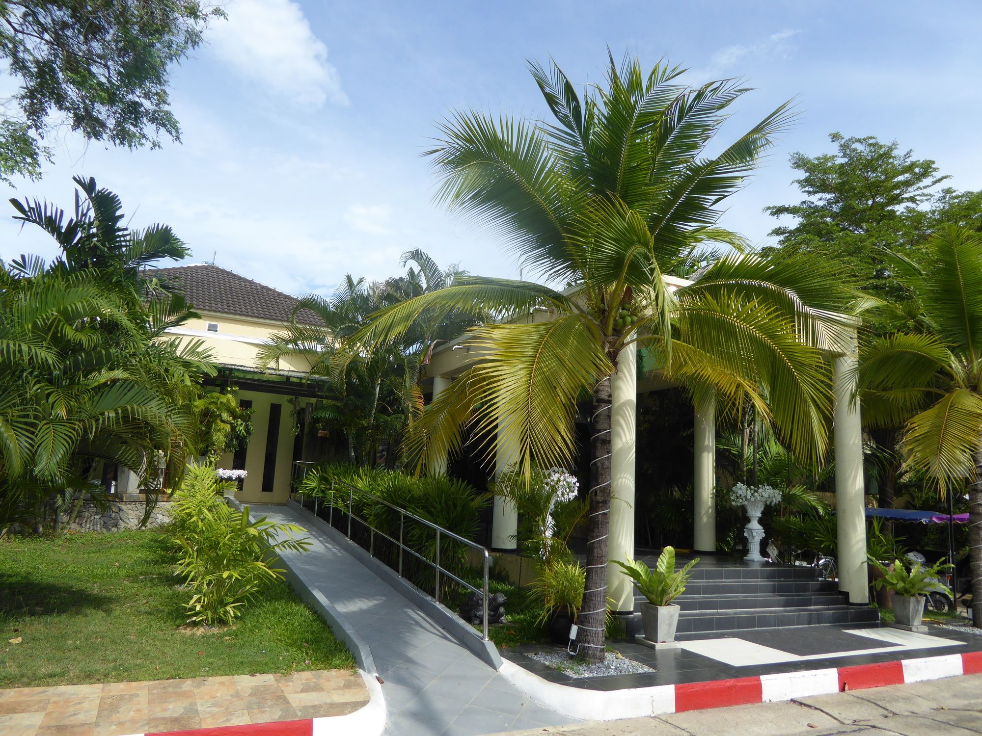 VIP Chain Resort - Tropicana Villa