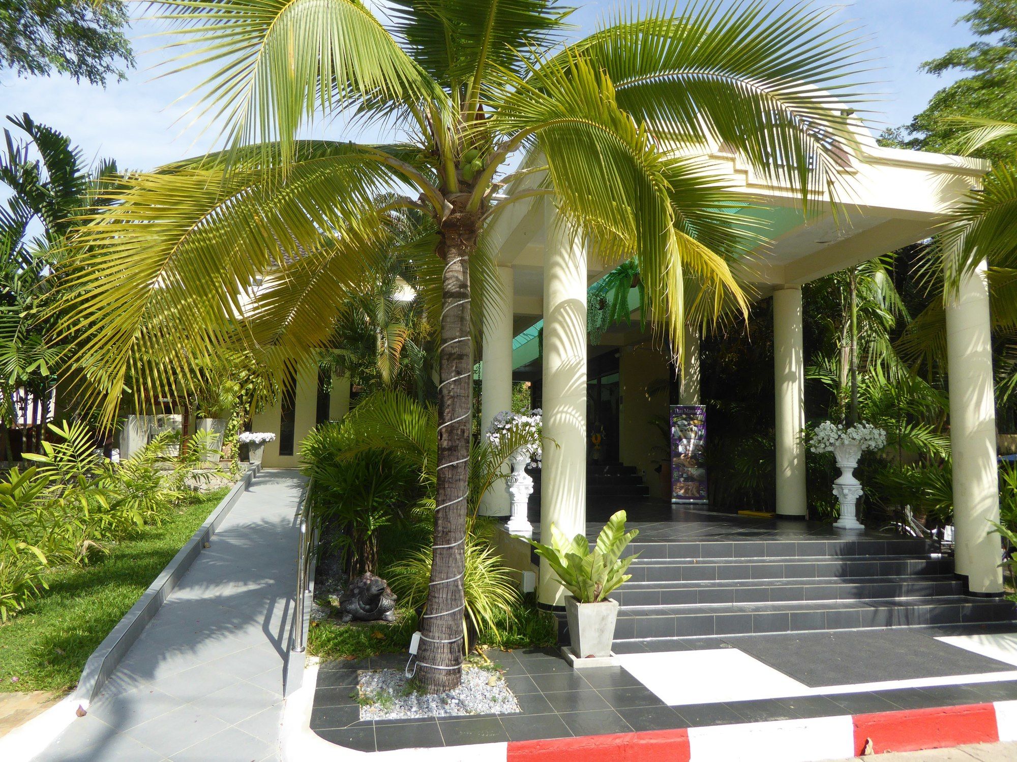 VIP Chain Resort - Tropicana Villa