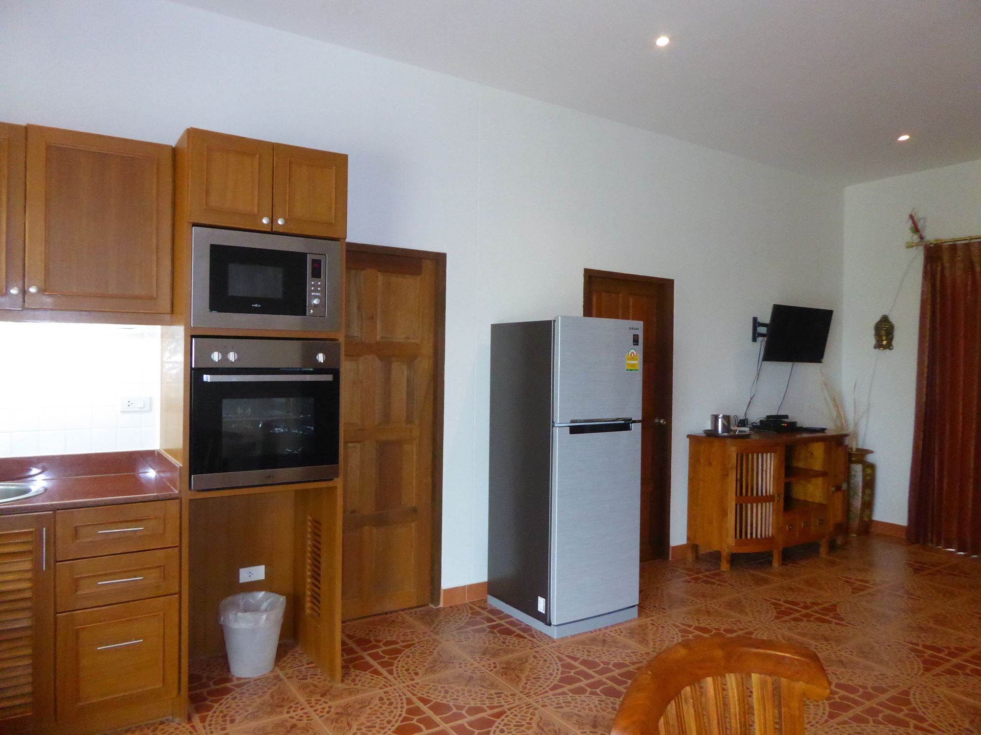 VIP Chain Resort - Tropicana Villa