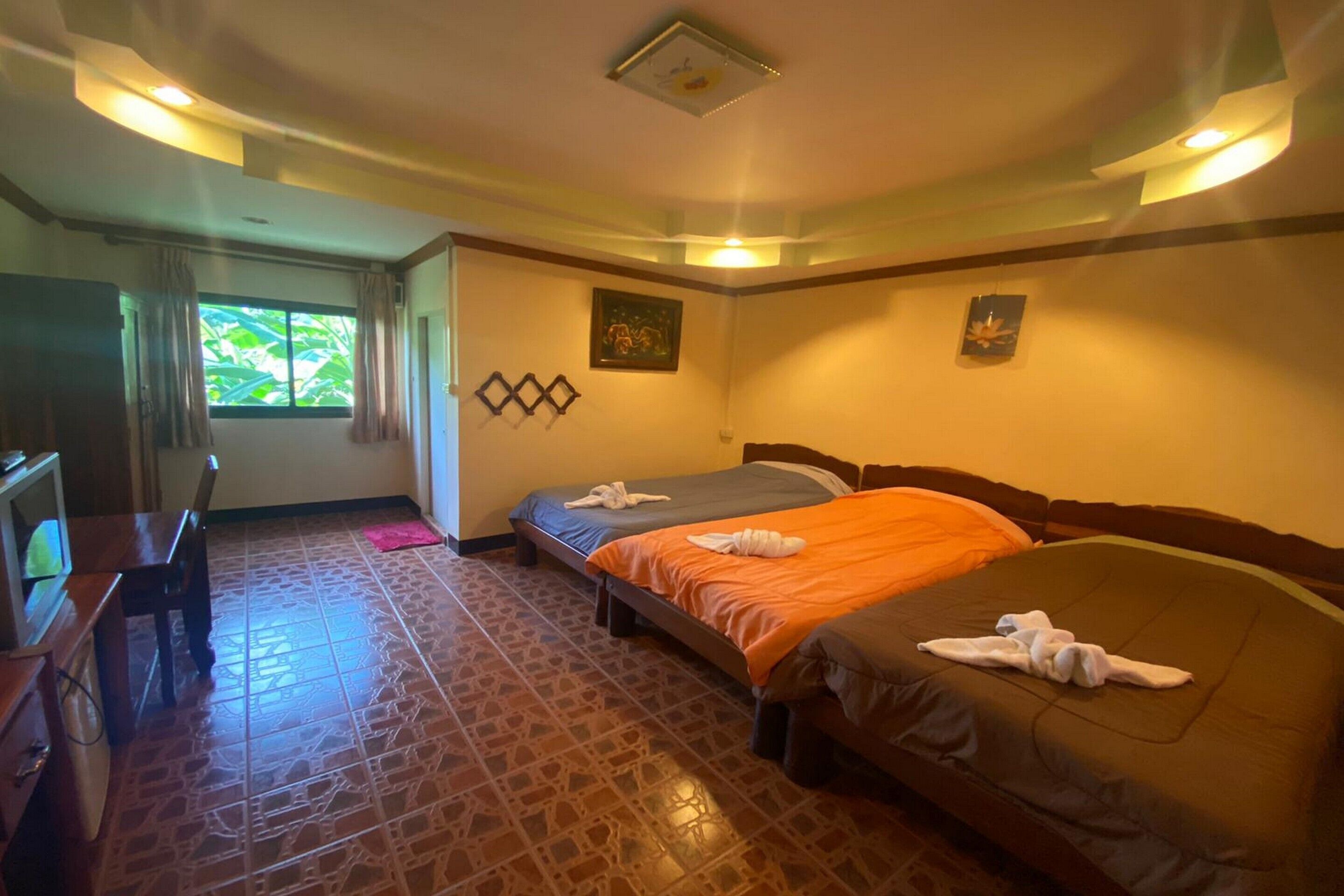 Bannoichynum Resort Kanchanaburi by OYO Rooms