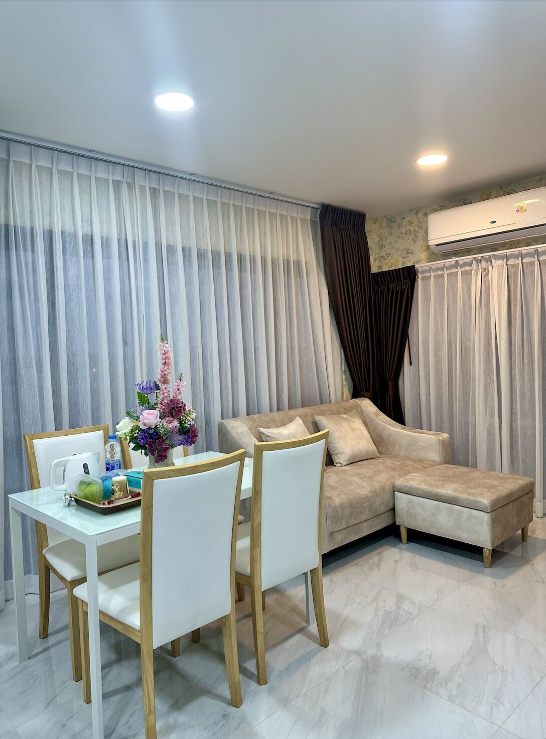 Arunsakhon Luxury Condo