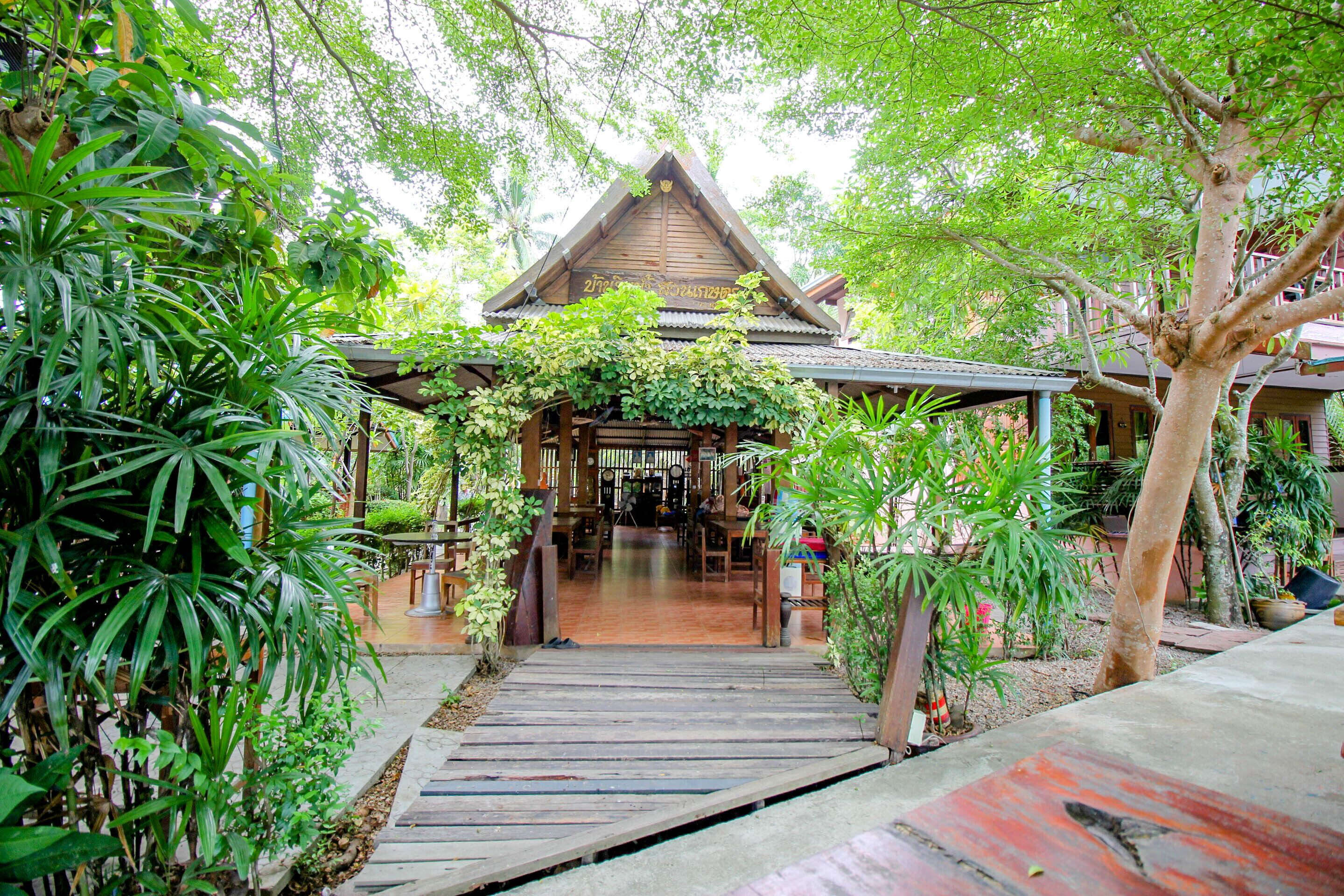 The House Amphawa by Oyo Rooms