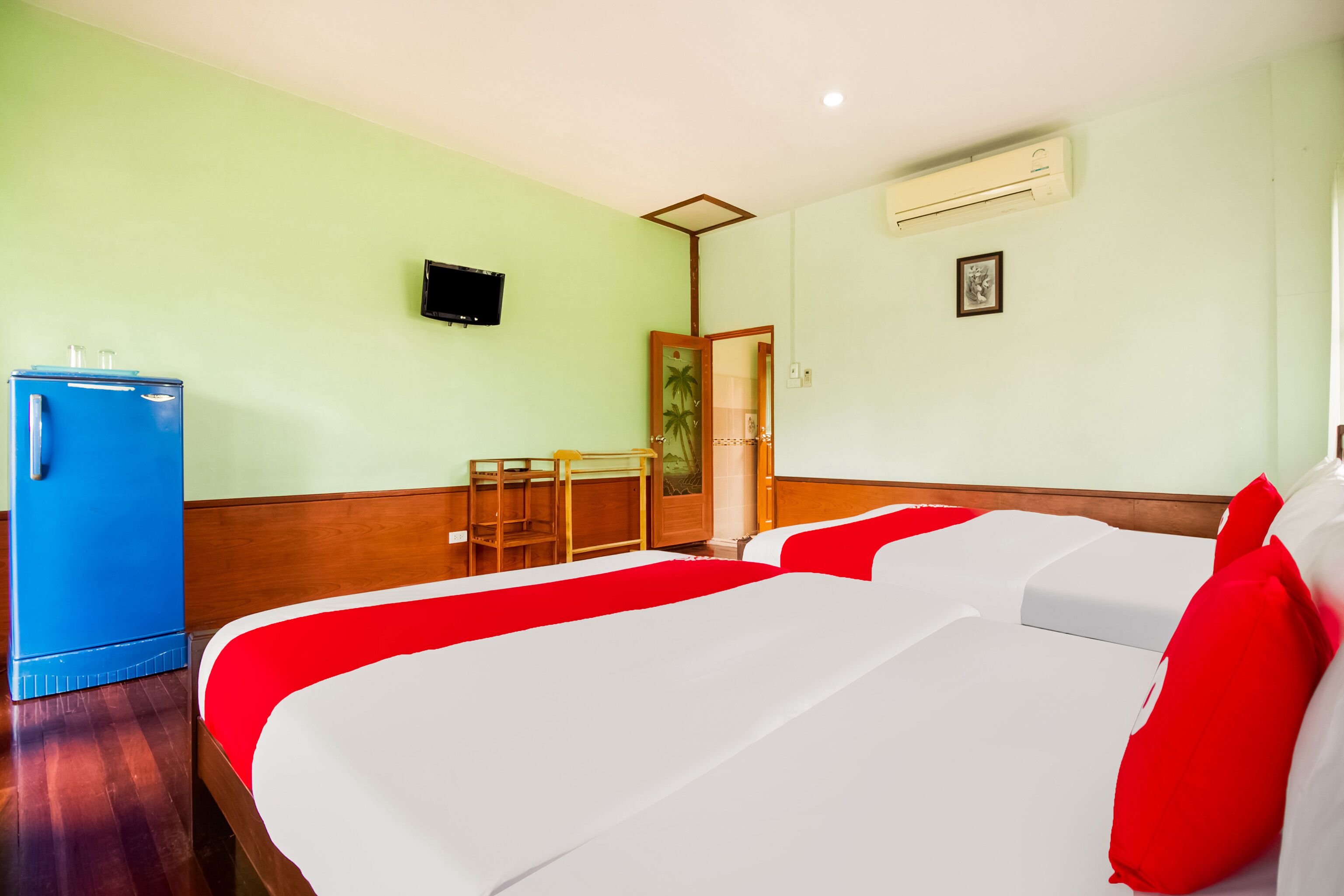 The House Amphawa by Oyo Rooms