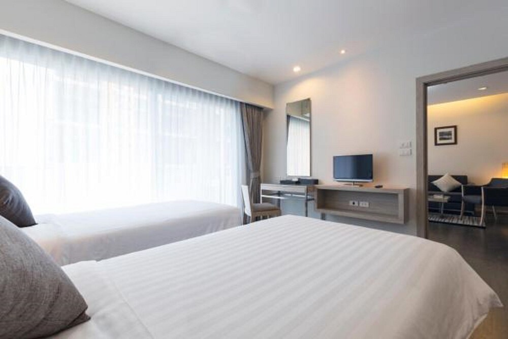 Kantary 304 Hotel