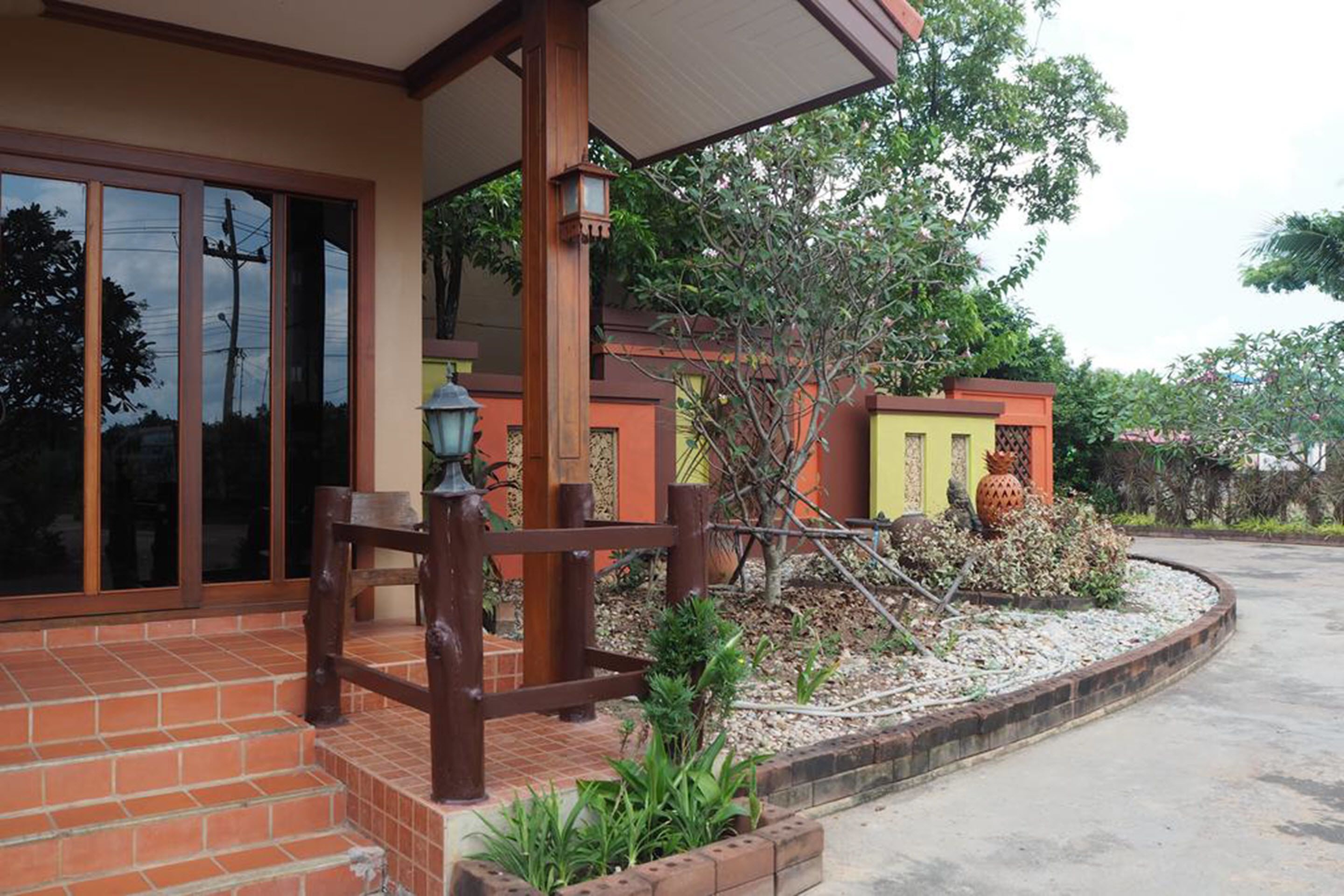 Maihom Resort