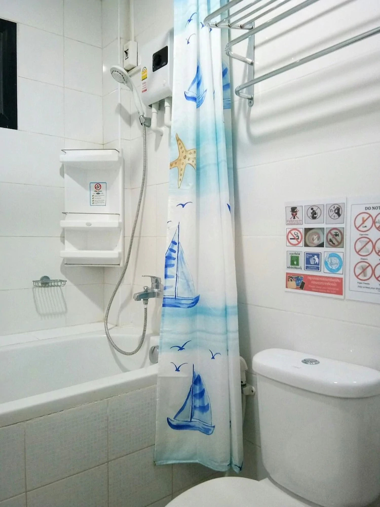 108 Beds Hostel