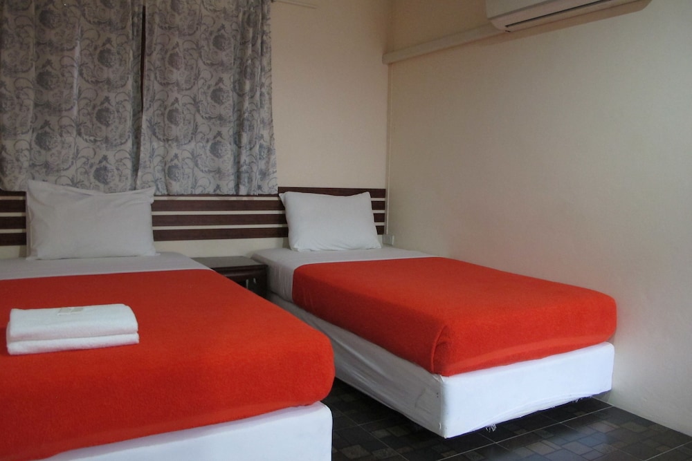 Samchai Resort