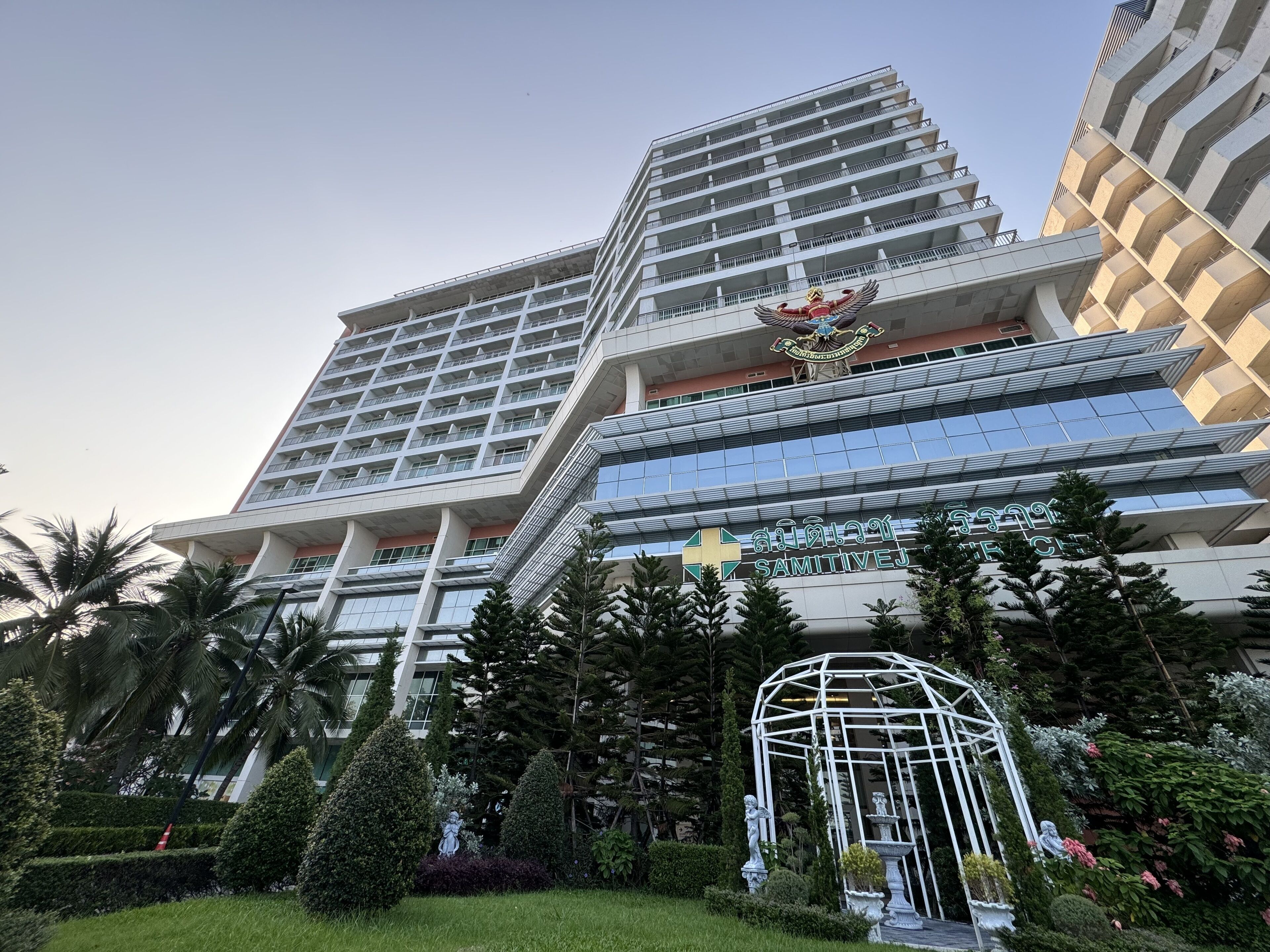Sriracha Avenue Serviced Apartment