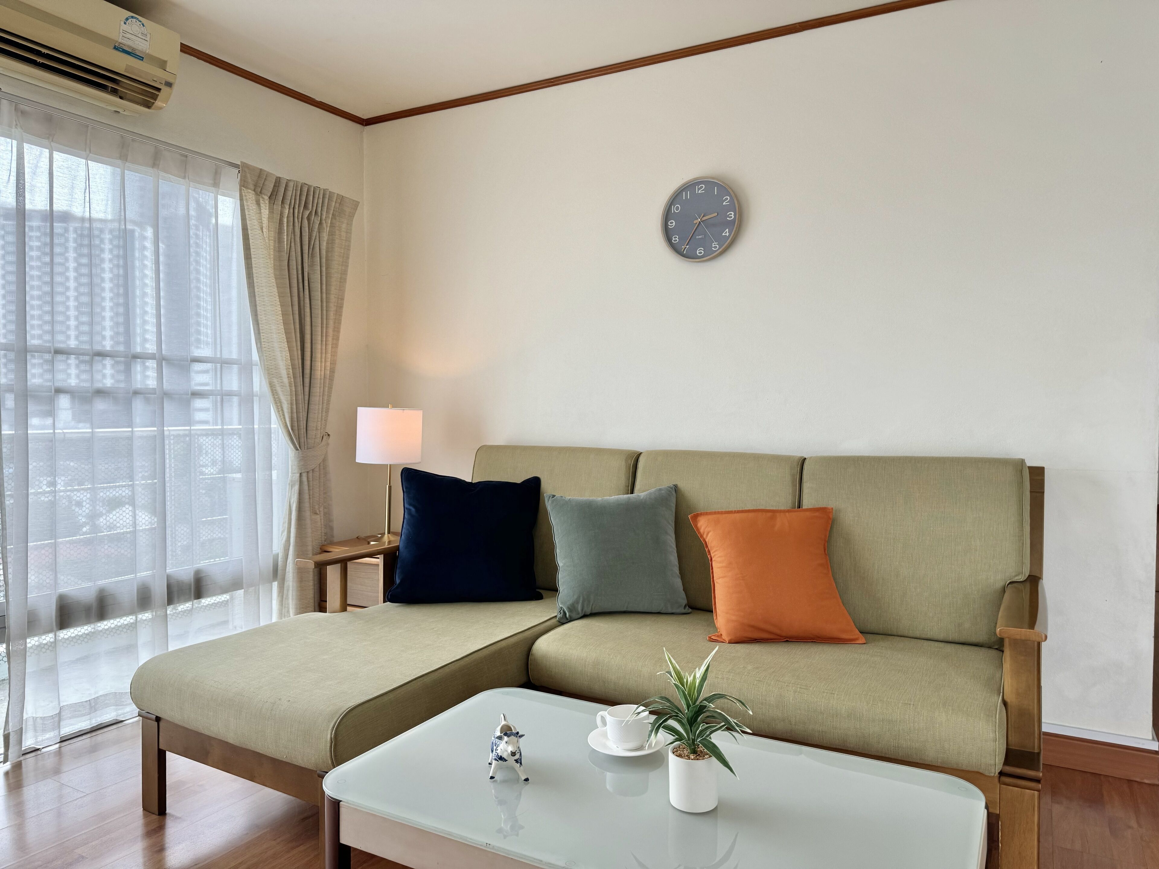 Sriracha Avenue Serviced Apartment