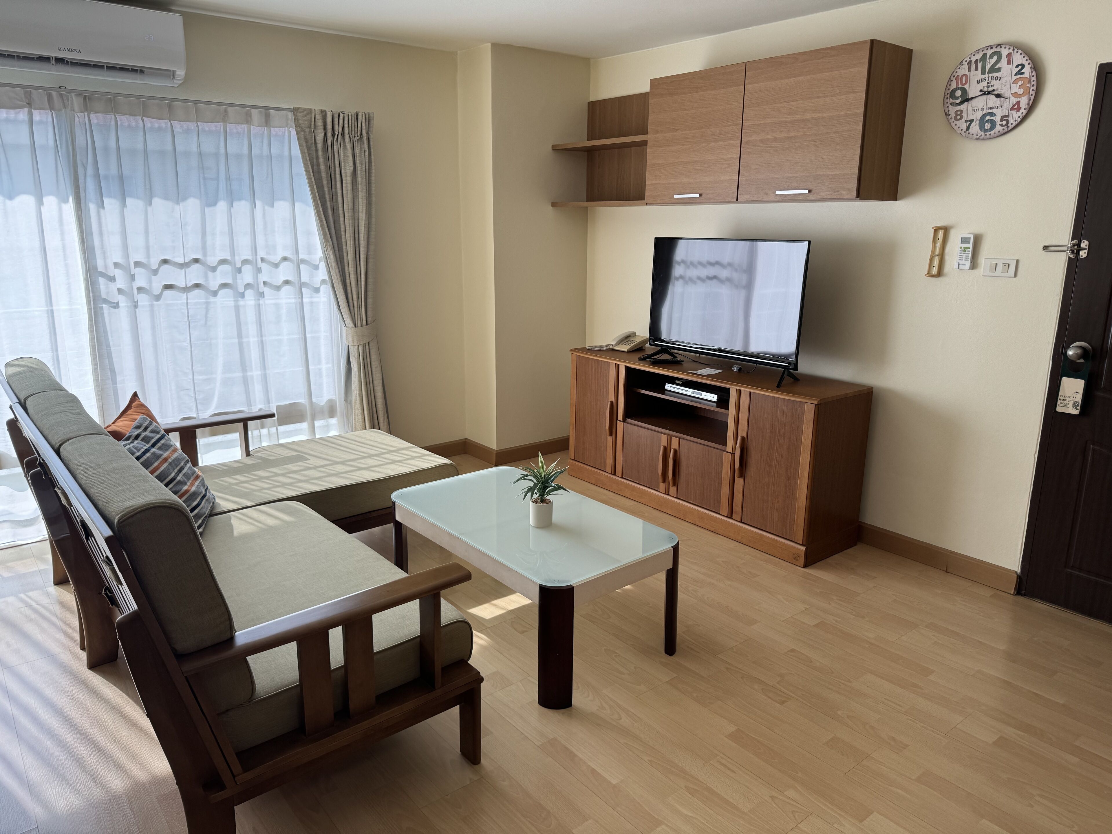 Sriracha Avenue Serviced Apartment