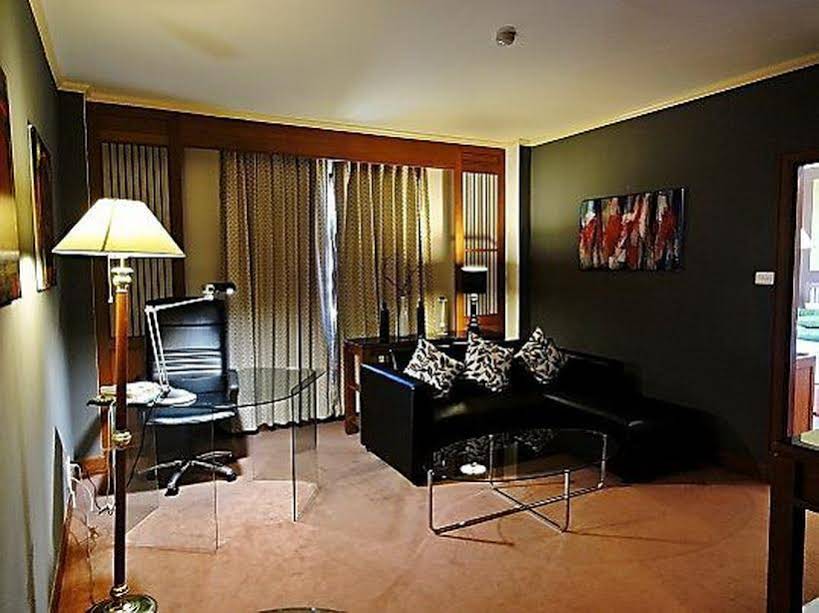 Songphanburi Hotel