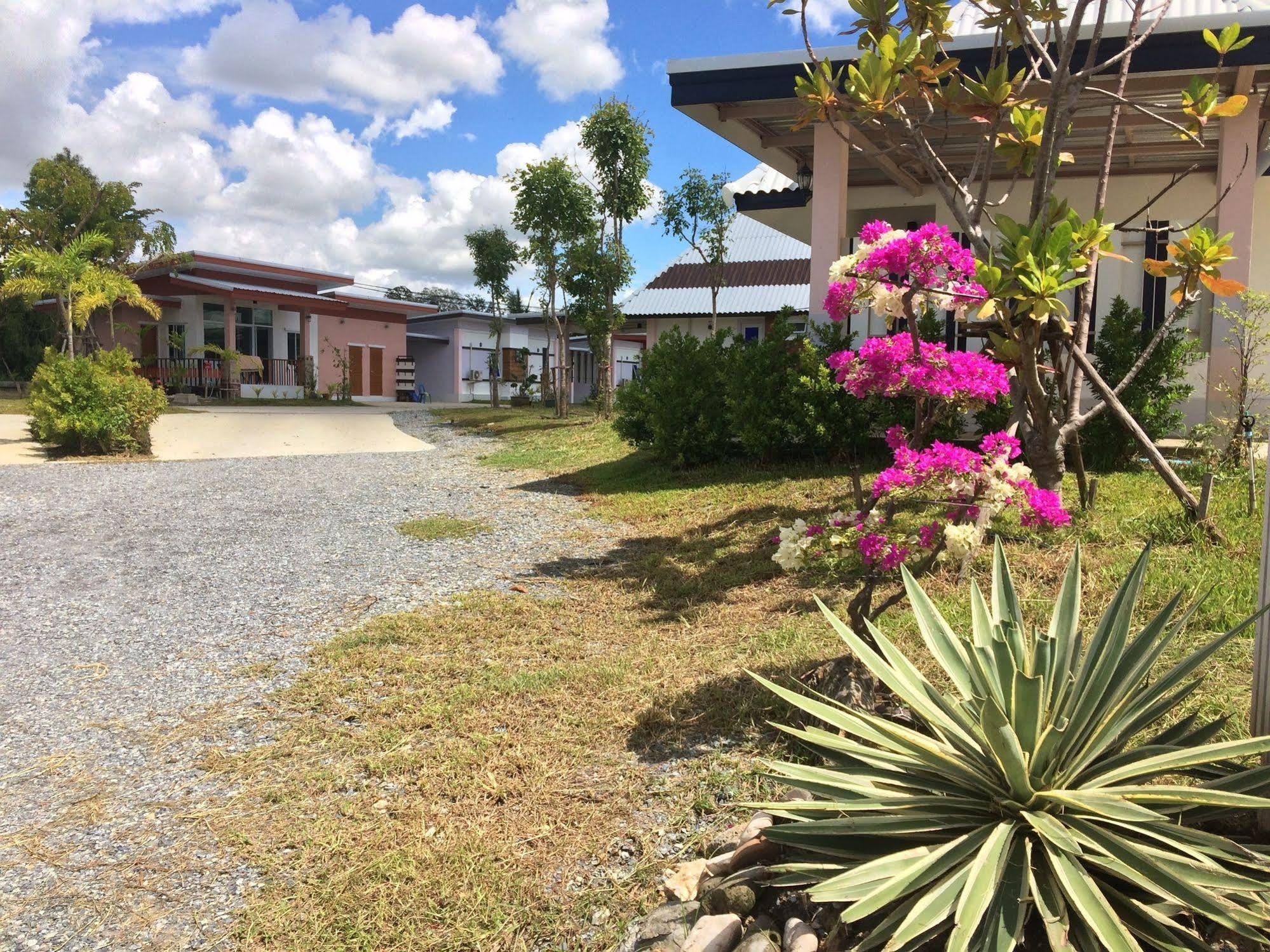 Suanrak resort