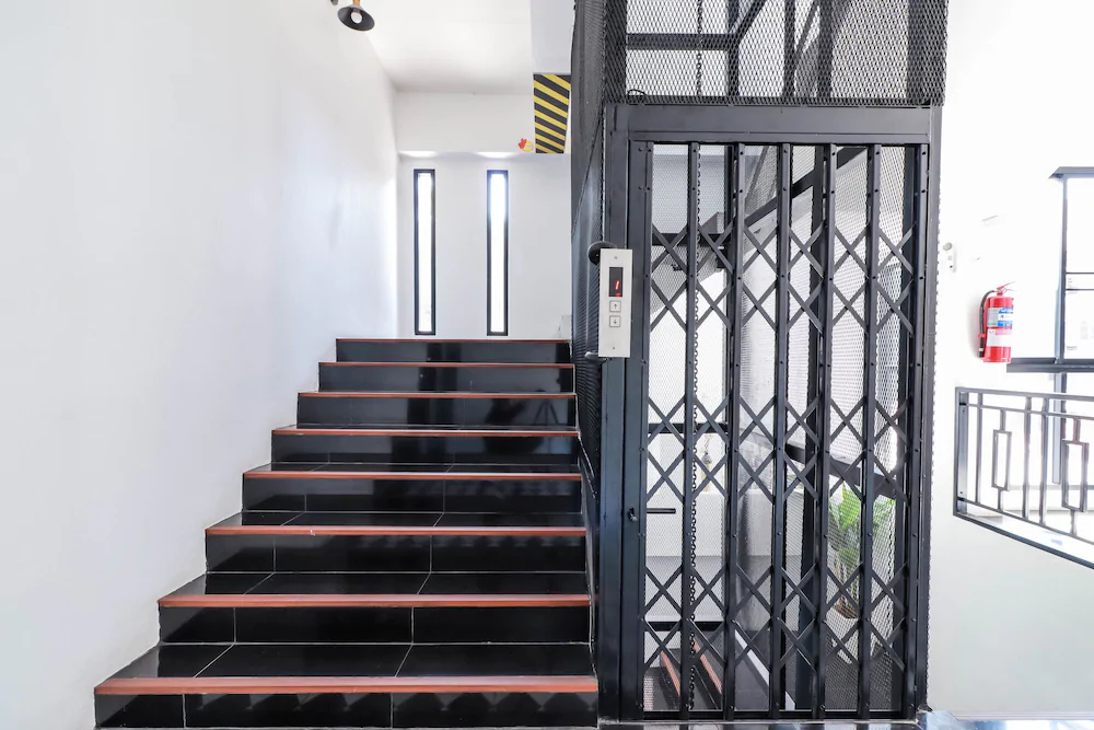 Stay Young Villa by OYO Rooms