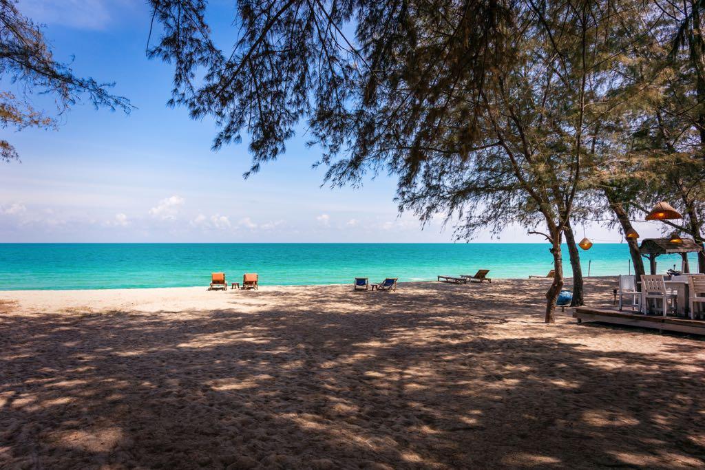Mumsa Beach Resort & Restaurant