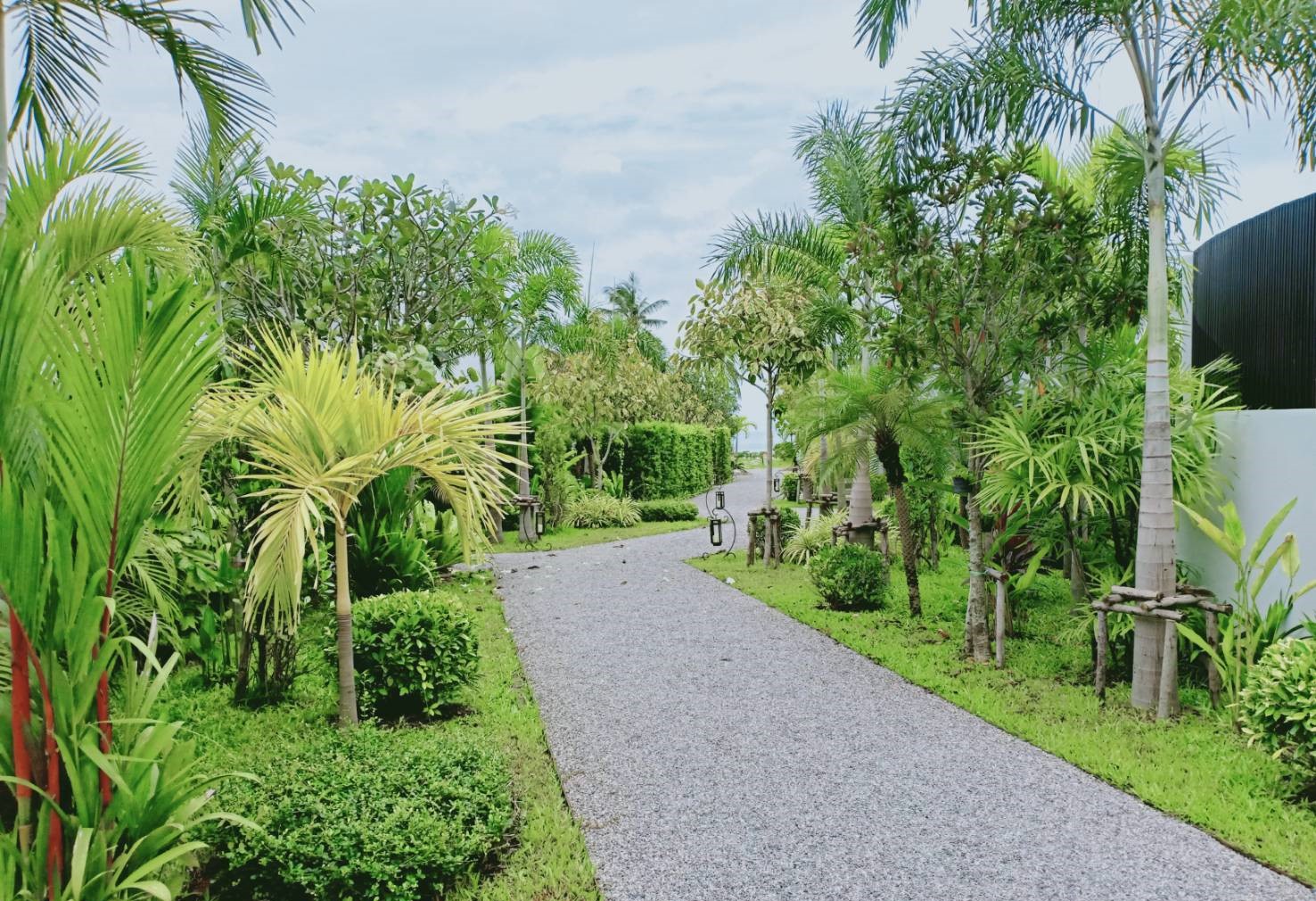 Tungtong Beach Villas