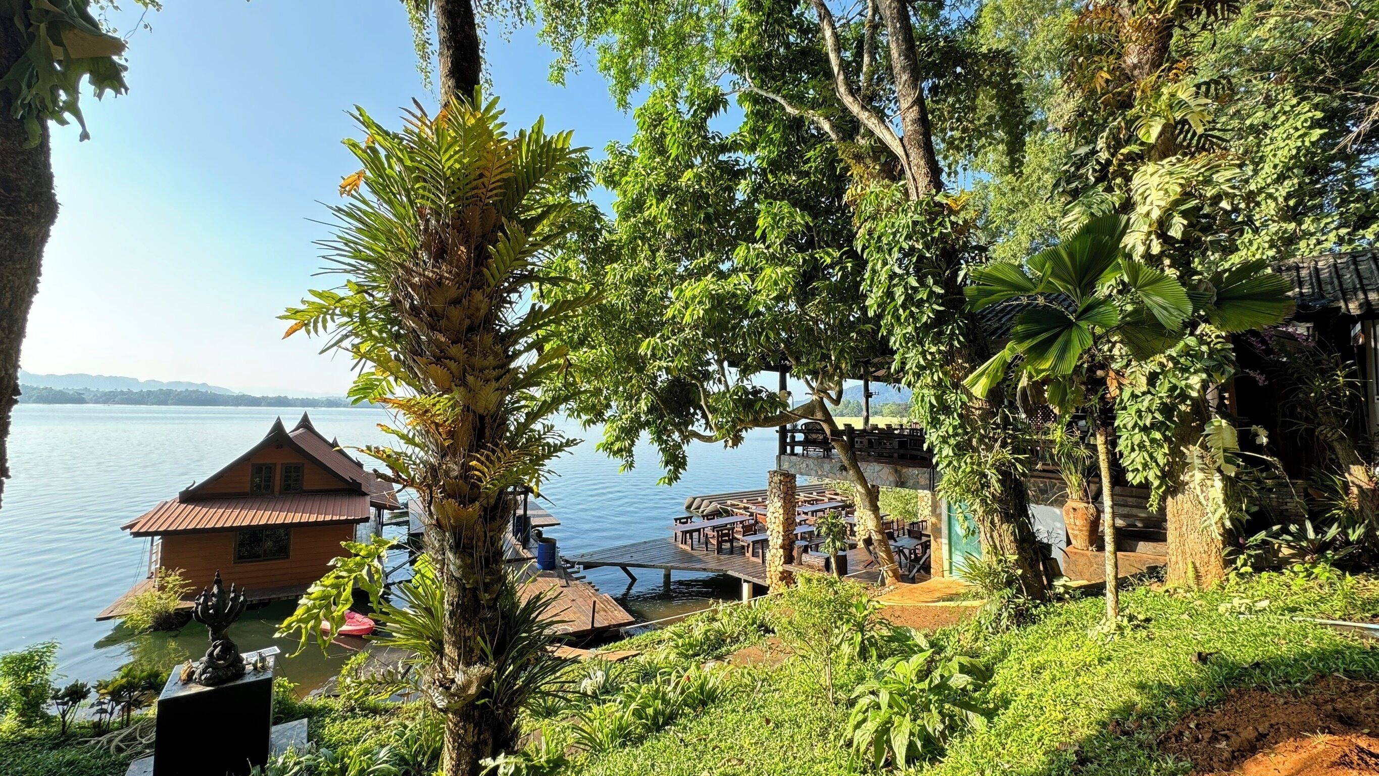 Kawarin Saiyai Cottage And Lake