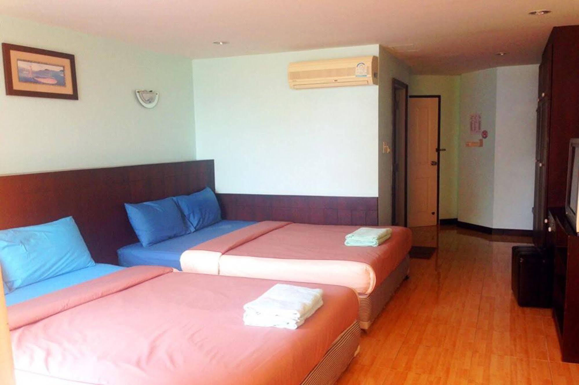 Aaron Hotel Cha-am