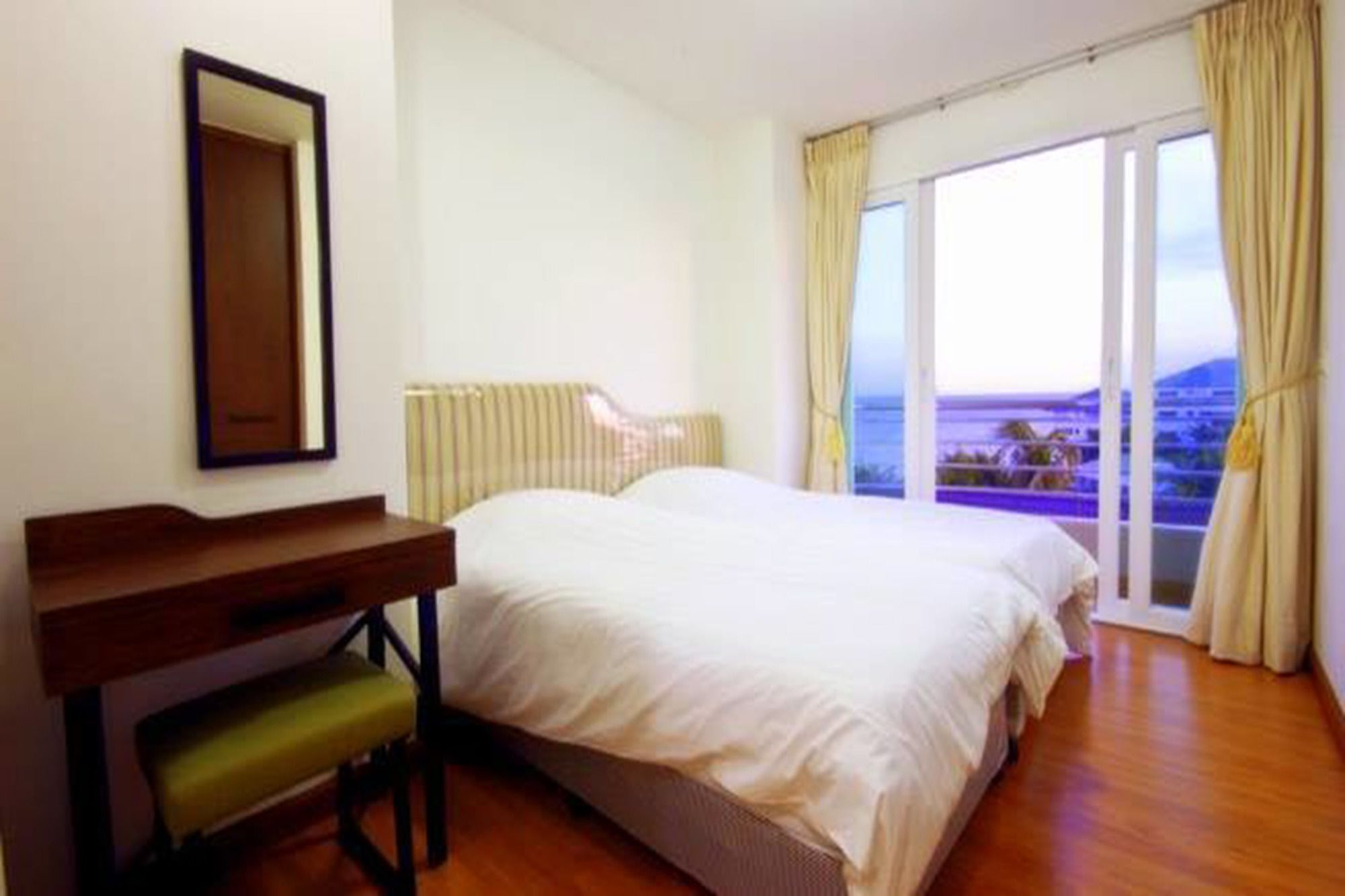 Baan Hansa Service Apartment
