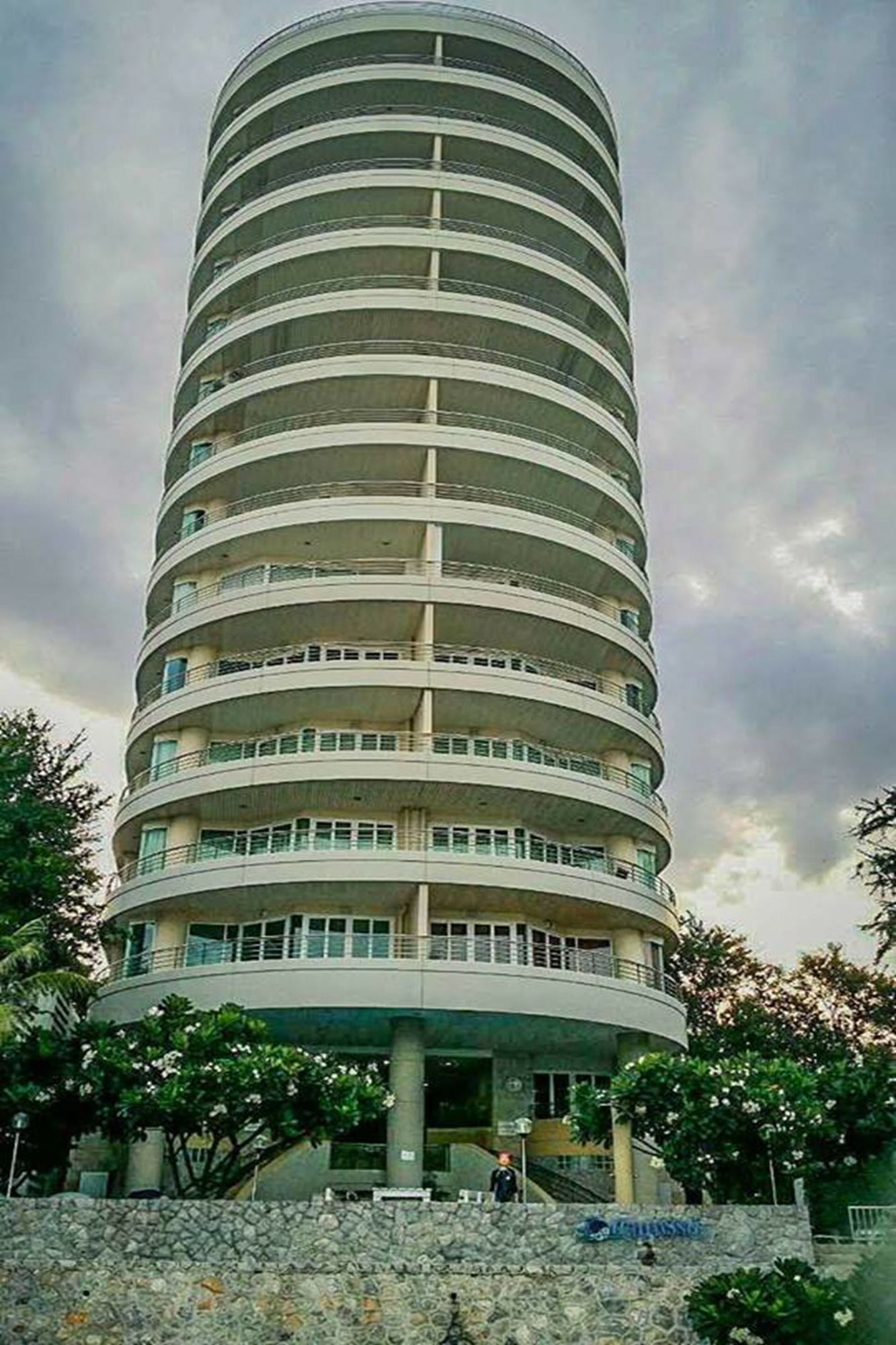 Baan Hansa Service Apartment