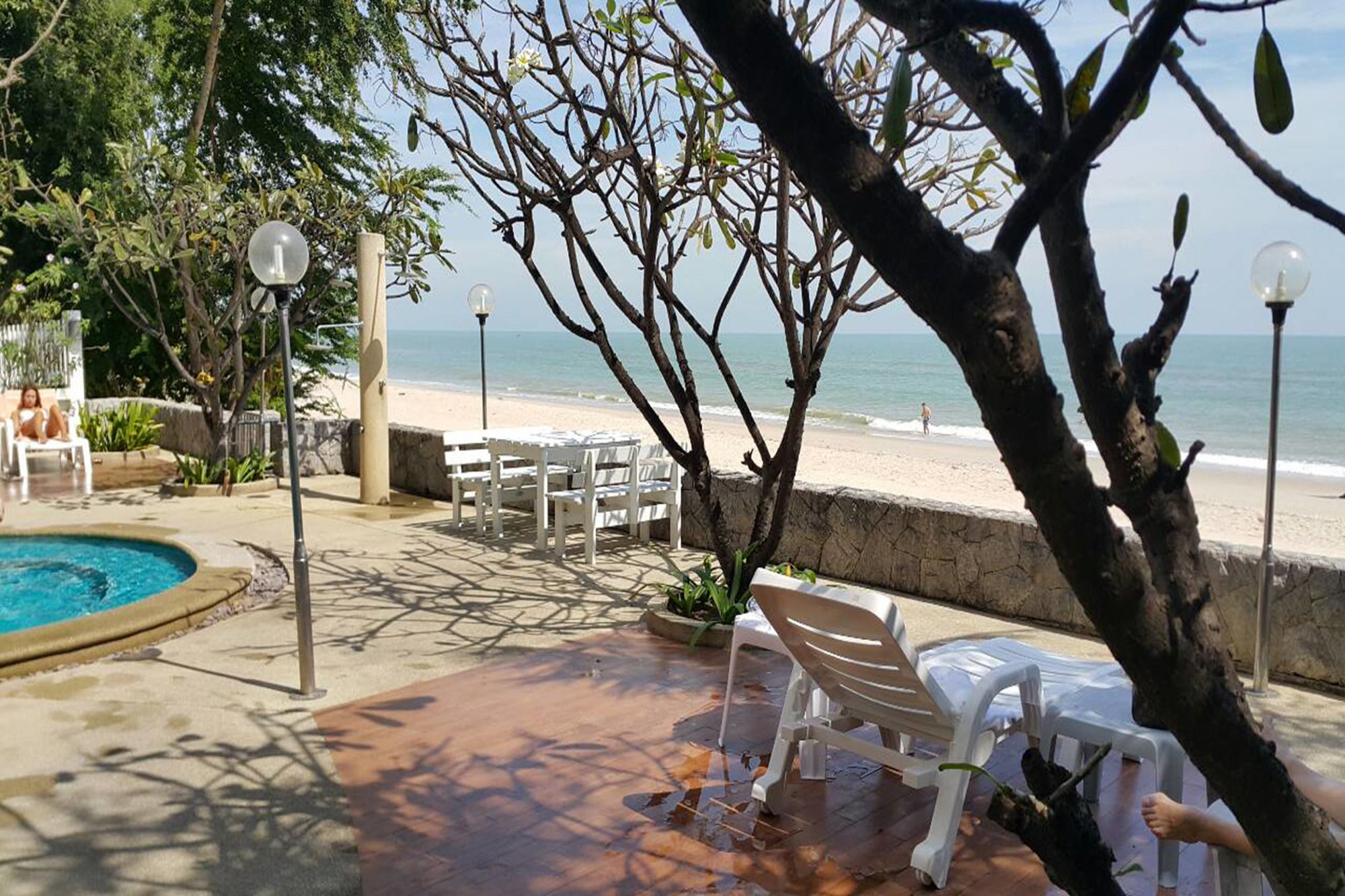 Baan Hansa Service Apartment