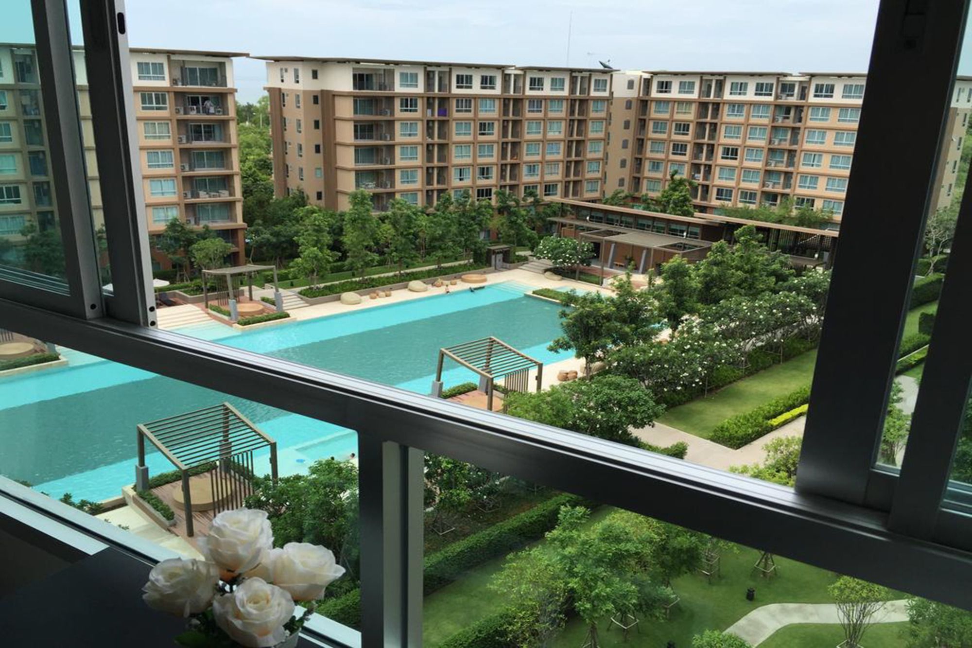 Baan Thew Lom Cha Am