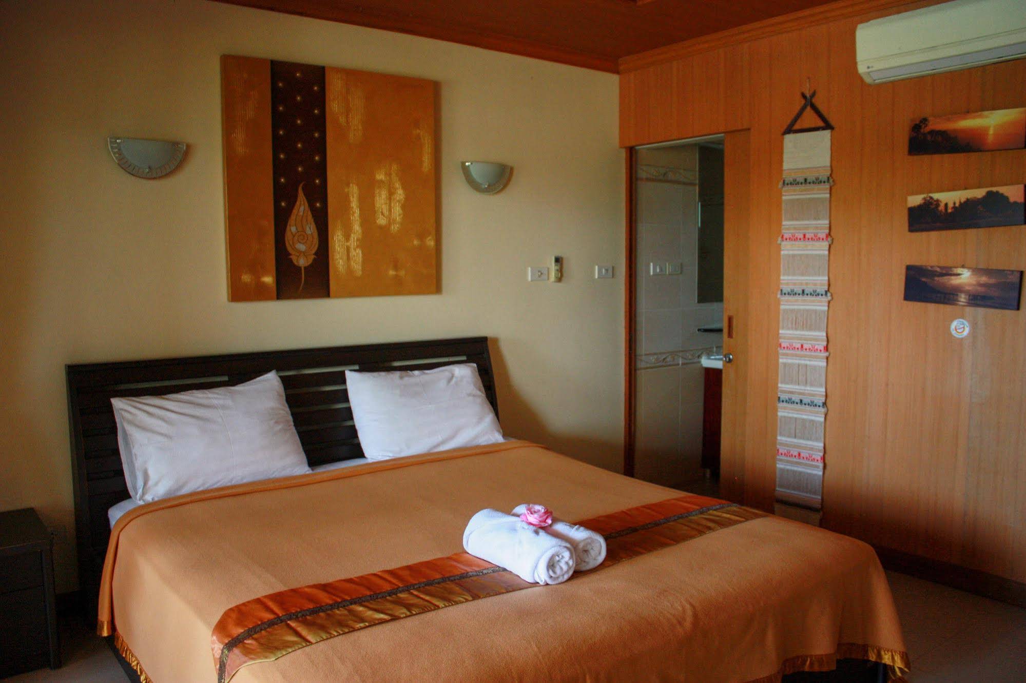 Ban Kitty Pool Villa Cha Am