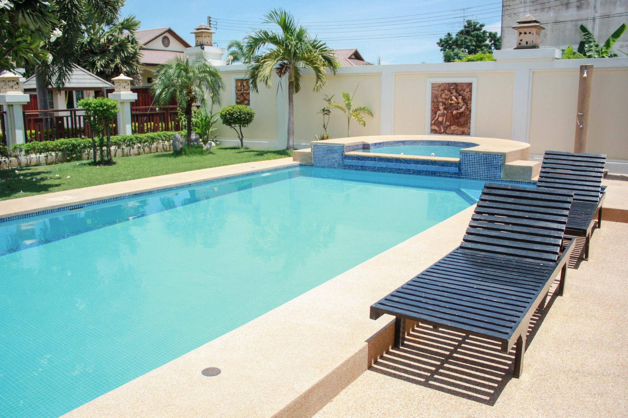 Ban Kitty Pool Villa Cha Am
