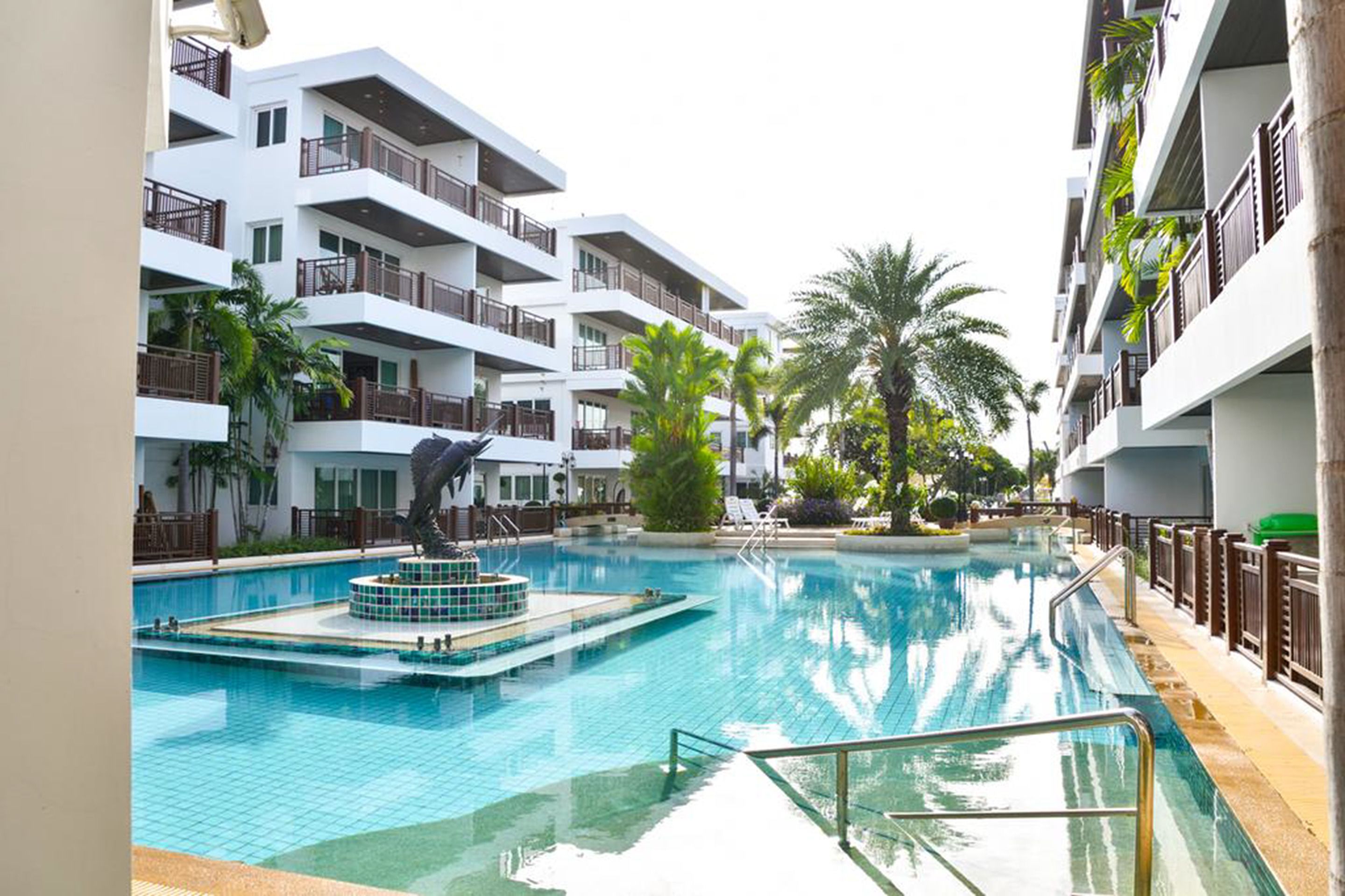 Beach Palace
