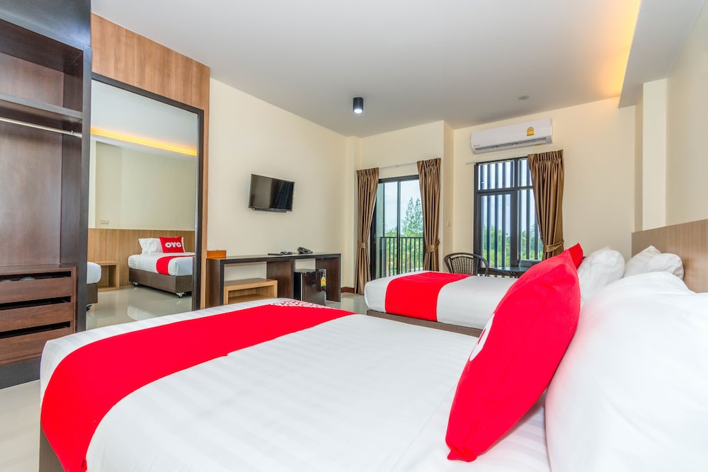 Canal Happiness by Oyo Rooms