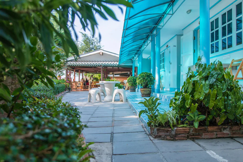 Cha-am Little Shop & Resort