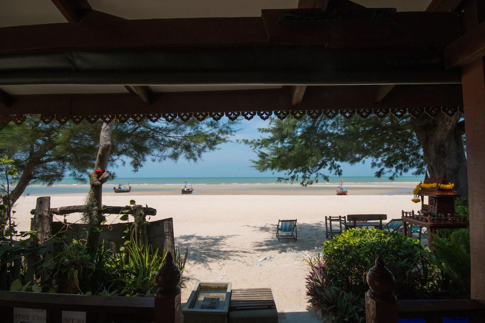 Cha-am Little Shop & Resort