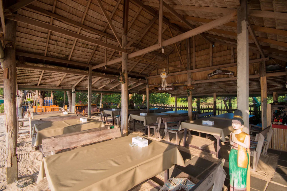 Cha-am Little Shop & Resort