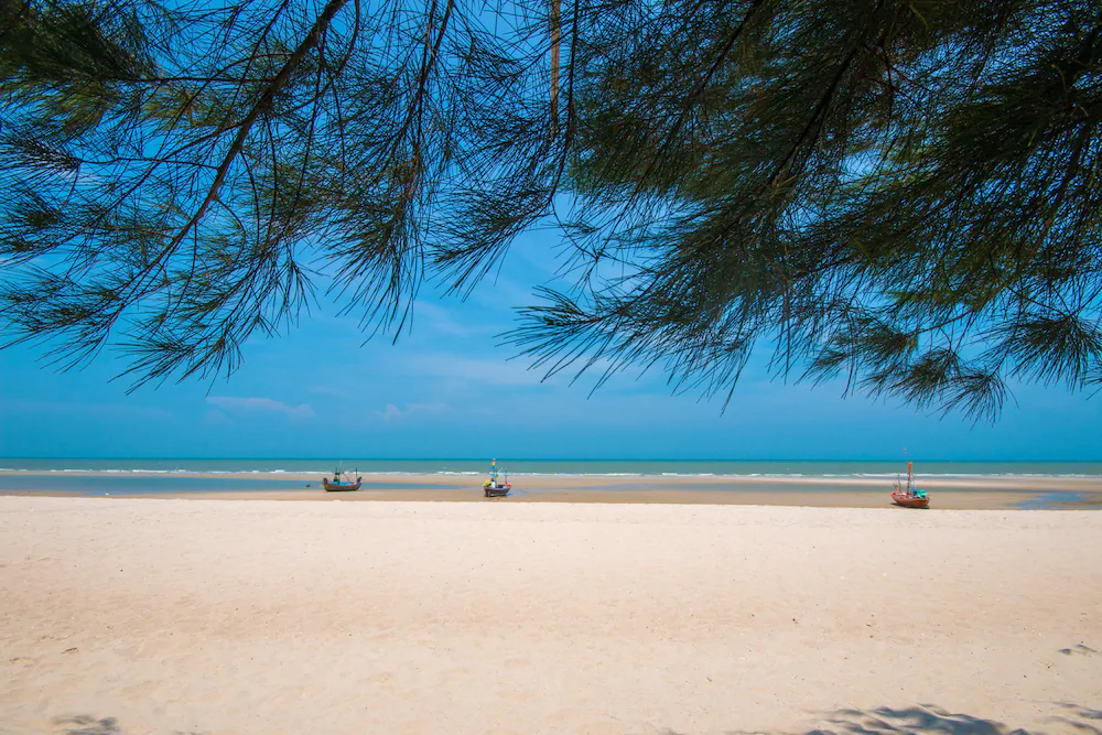 Cha-am Little Shop & Resort