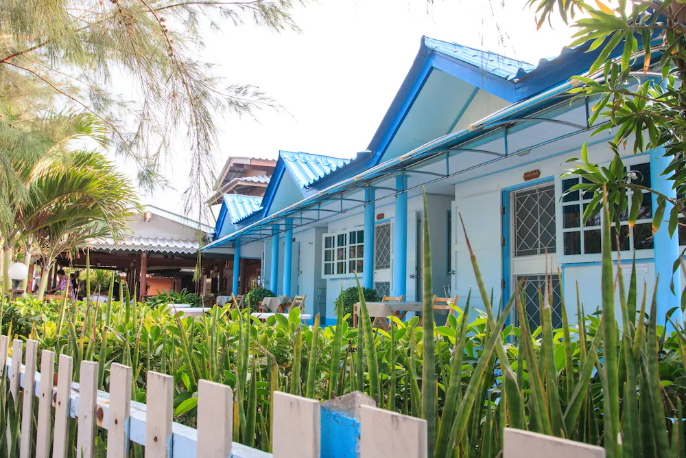 Cha-am Little Shop & Resort