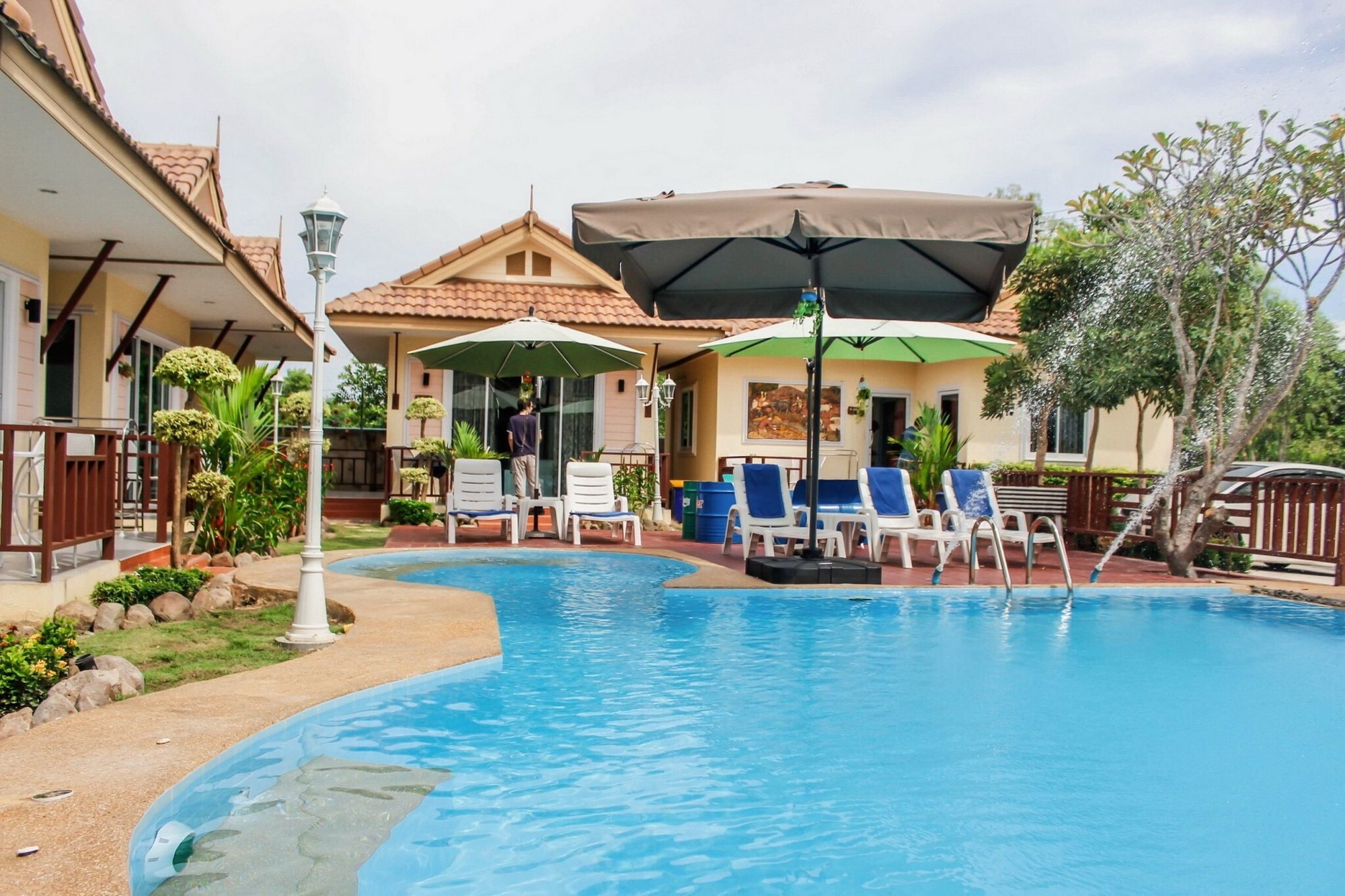 Charm Resort Cha-am
