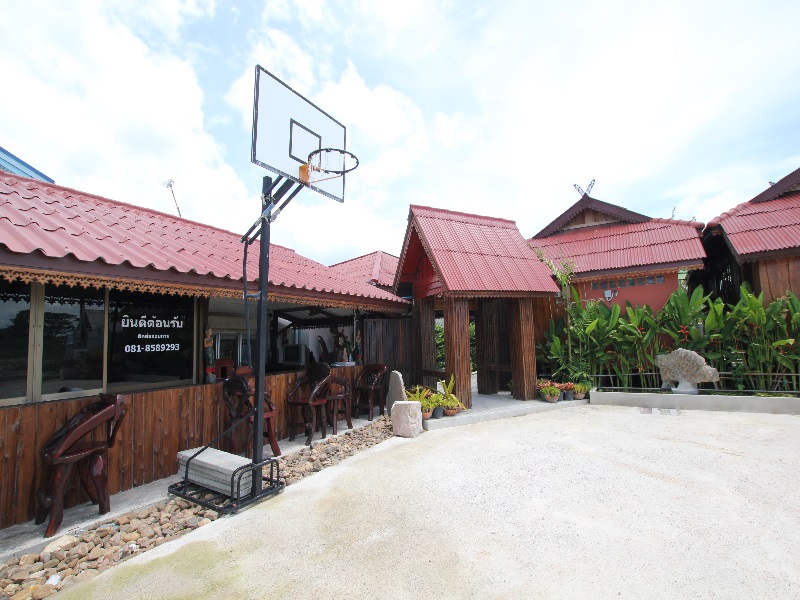 Dang Ky Resort