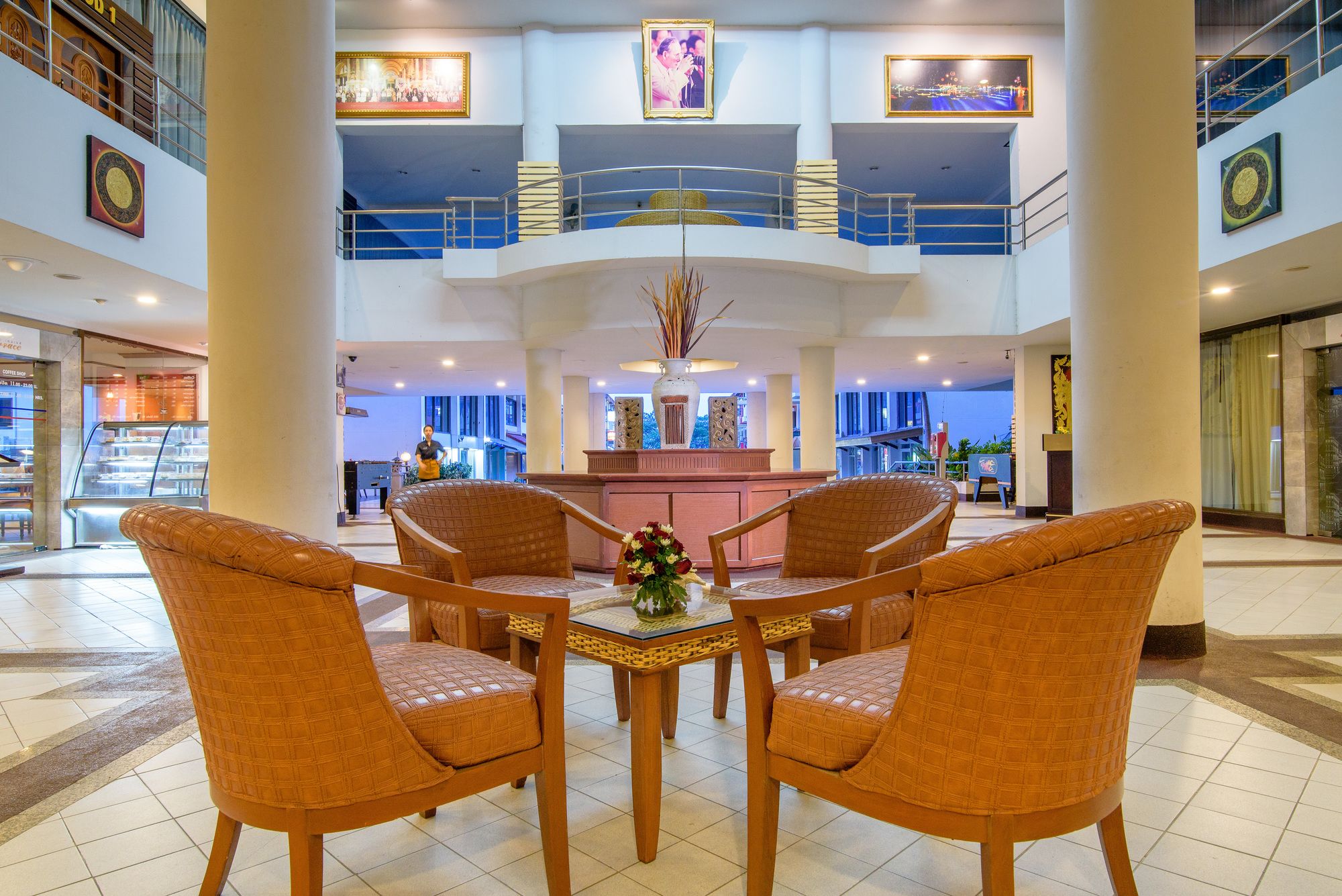 Golden Beach Cha Am Hotel