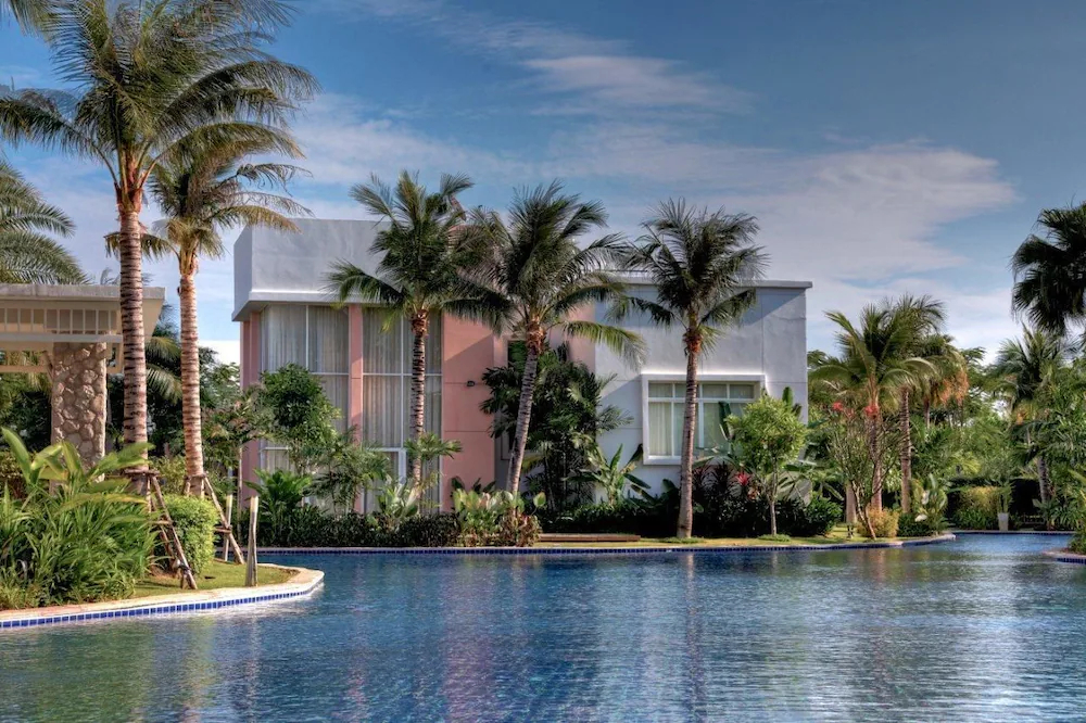 Hua Hin Blue Lagoon Resort
