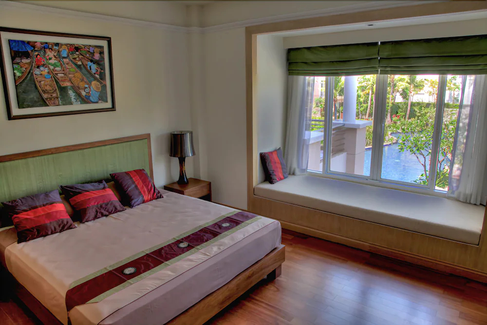 Hua Hin Blue Lagoon Resort