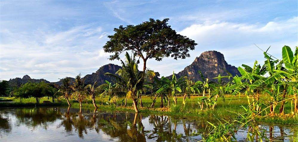 Jurassic Mountain Resort & Fishing Park