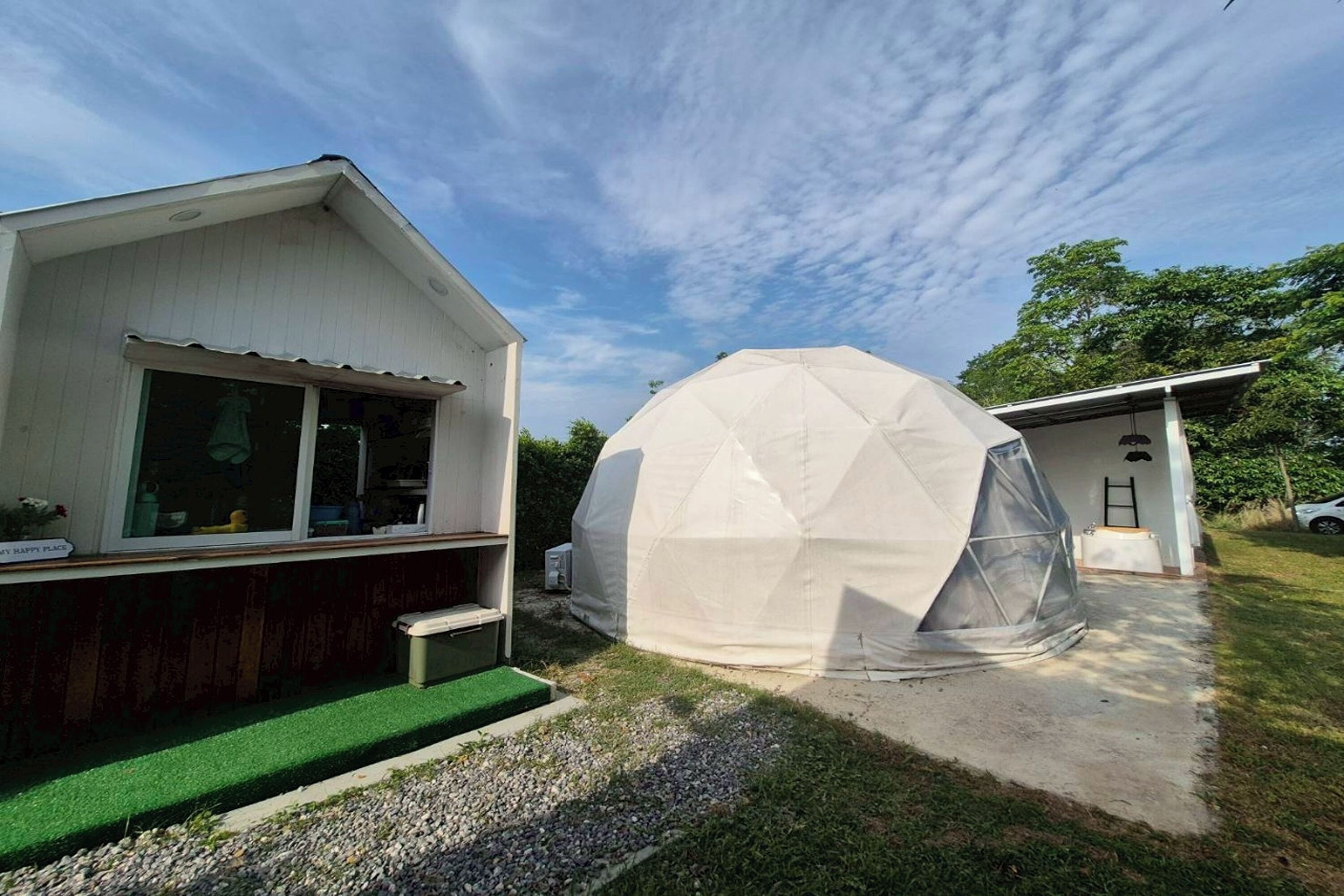 NaNine Glamping