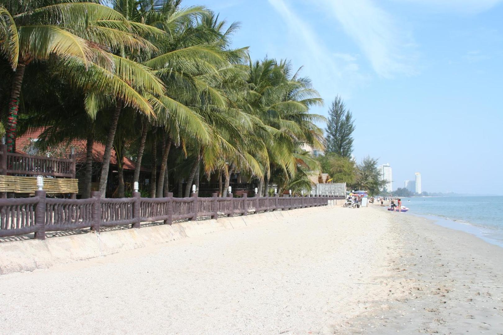 OYO 394 Nana Beach Cha Am