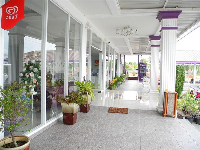 Phet Cha-am Plaza & Resort