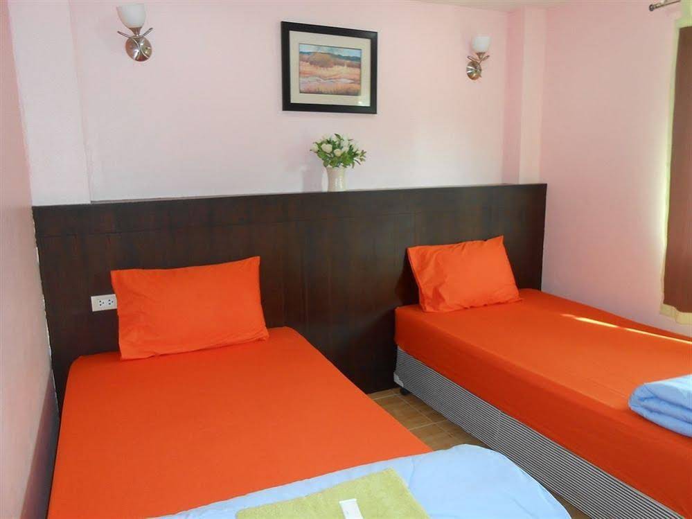 Phet Chang Thai Hotel