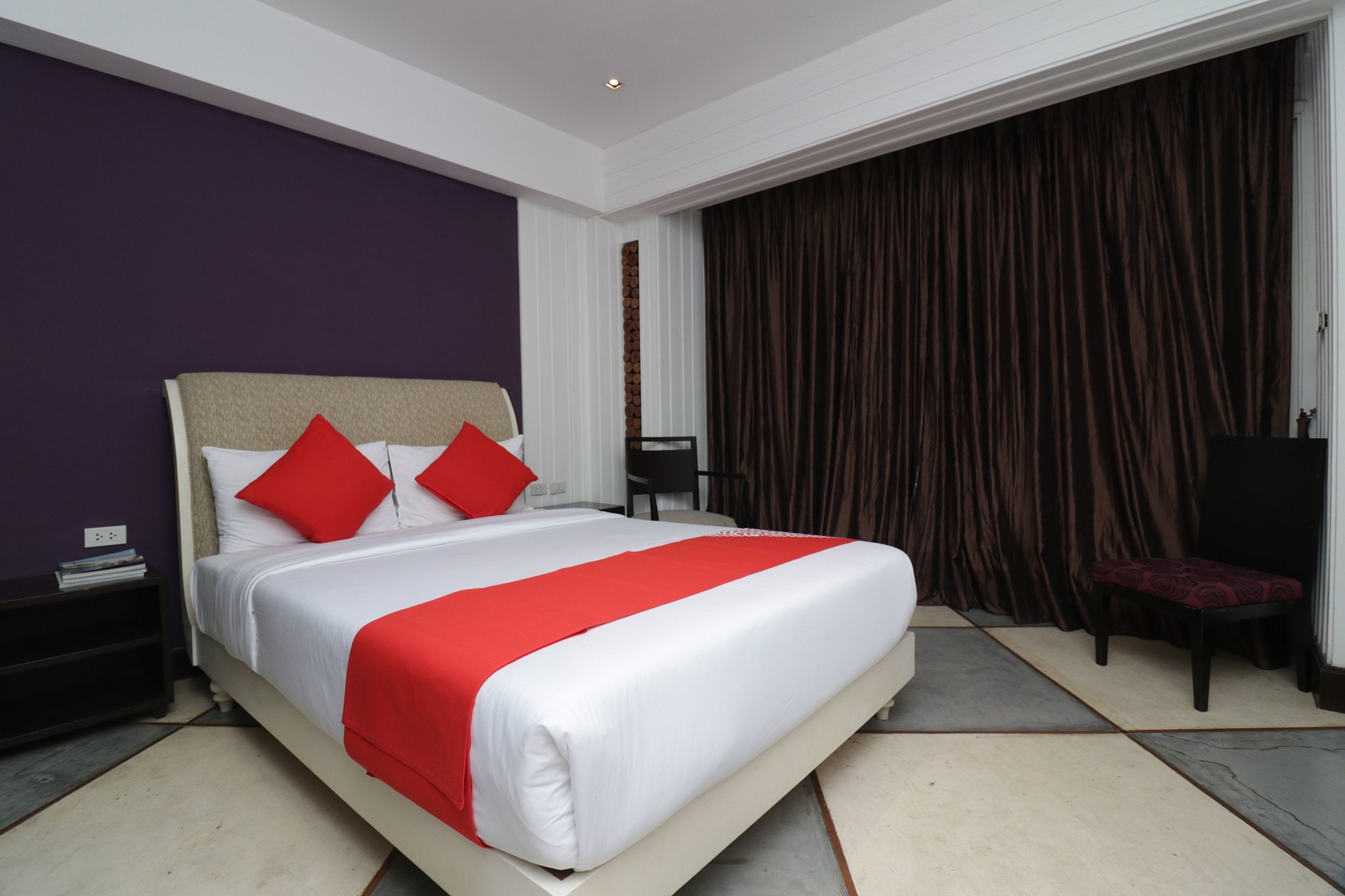 Rich Boutique Hotel